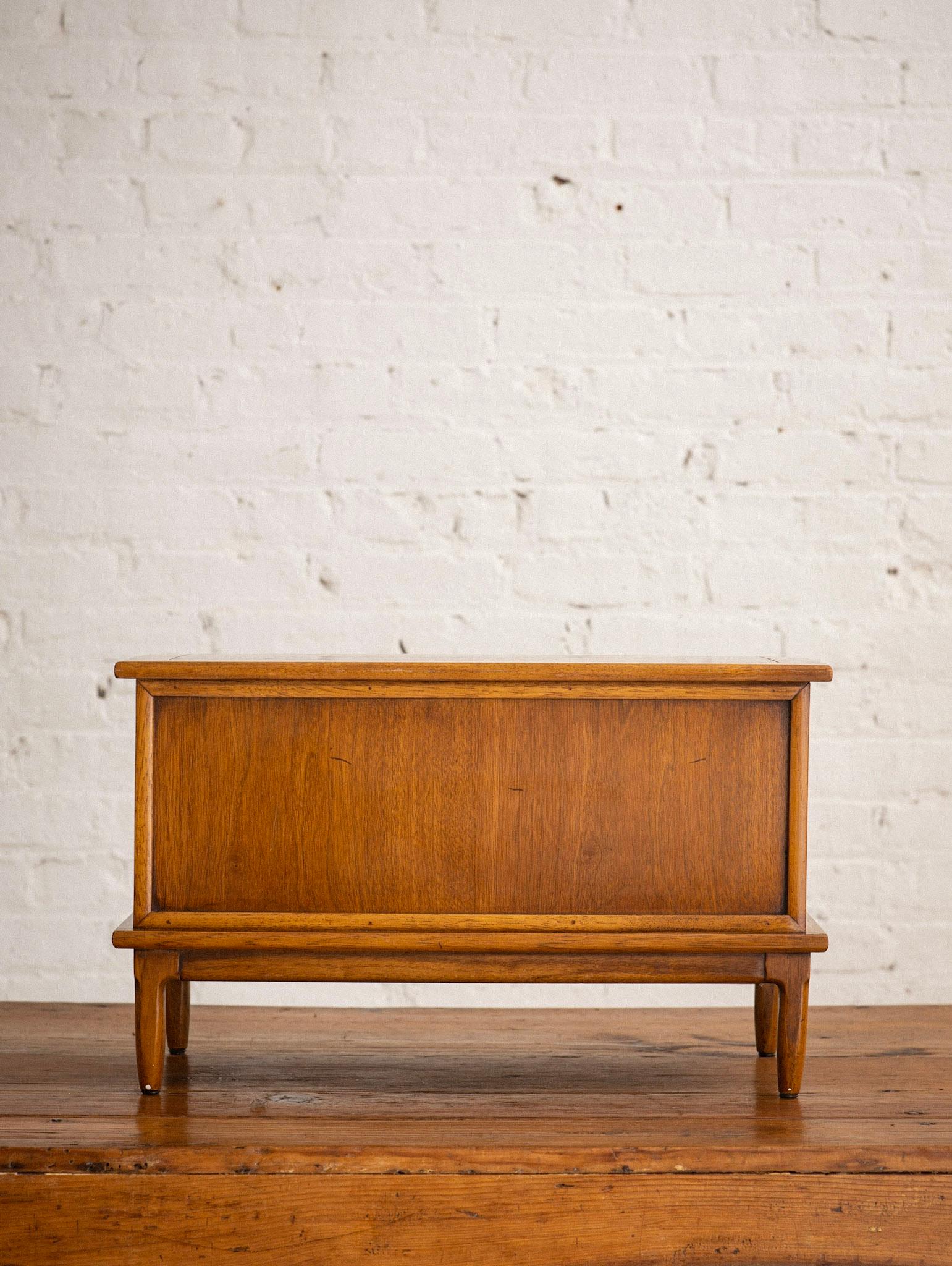Wood Mid-Century Burled Oak Tomlinson 'Sophisticate' Jewelry Box For Sale