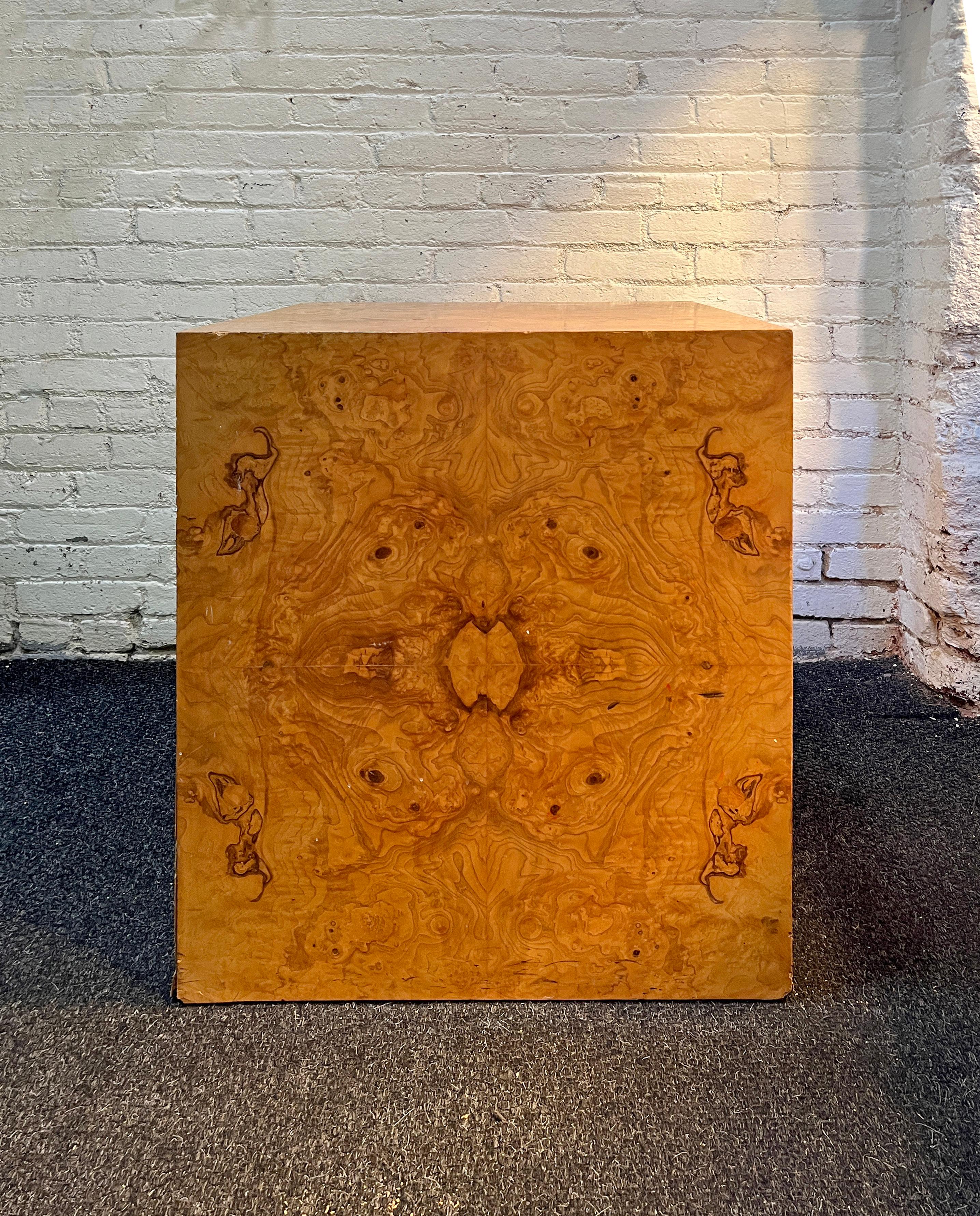 Mid-Century Modern Midcentury Burlwood Cube Side Table / Pedestal Attributed to Milo Baughman, 1970 For Sale