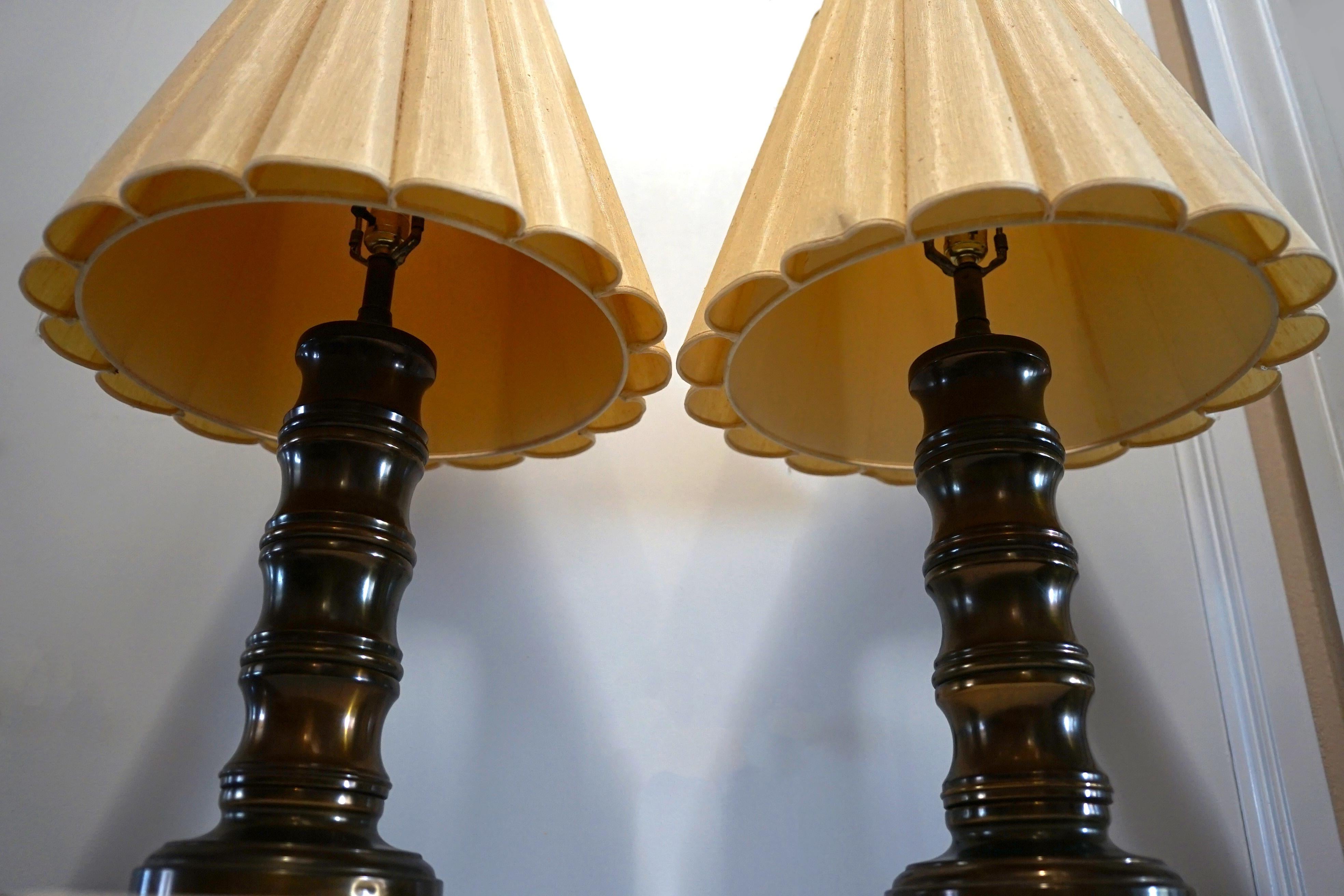 Mid-Century Burnished Brass Turned Pillar Column Lamps with Pleated Shades For Sale 9