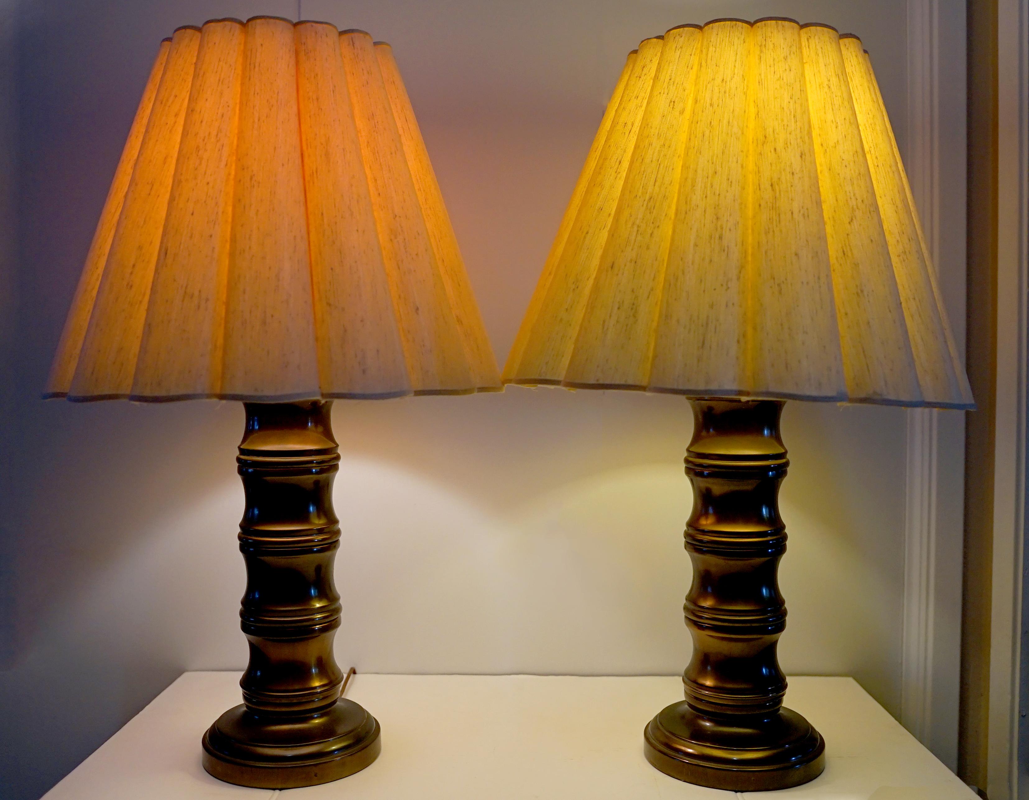Mid-Century Burnished Brass Turned Pillar Column Lamps with Pleated Shades For Sale 1