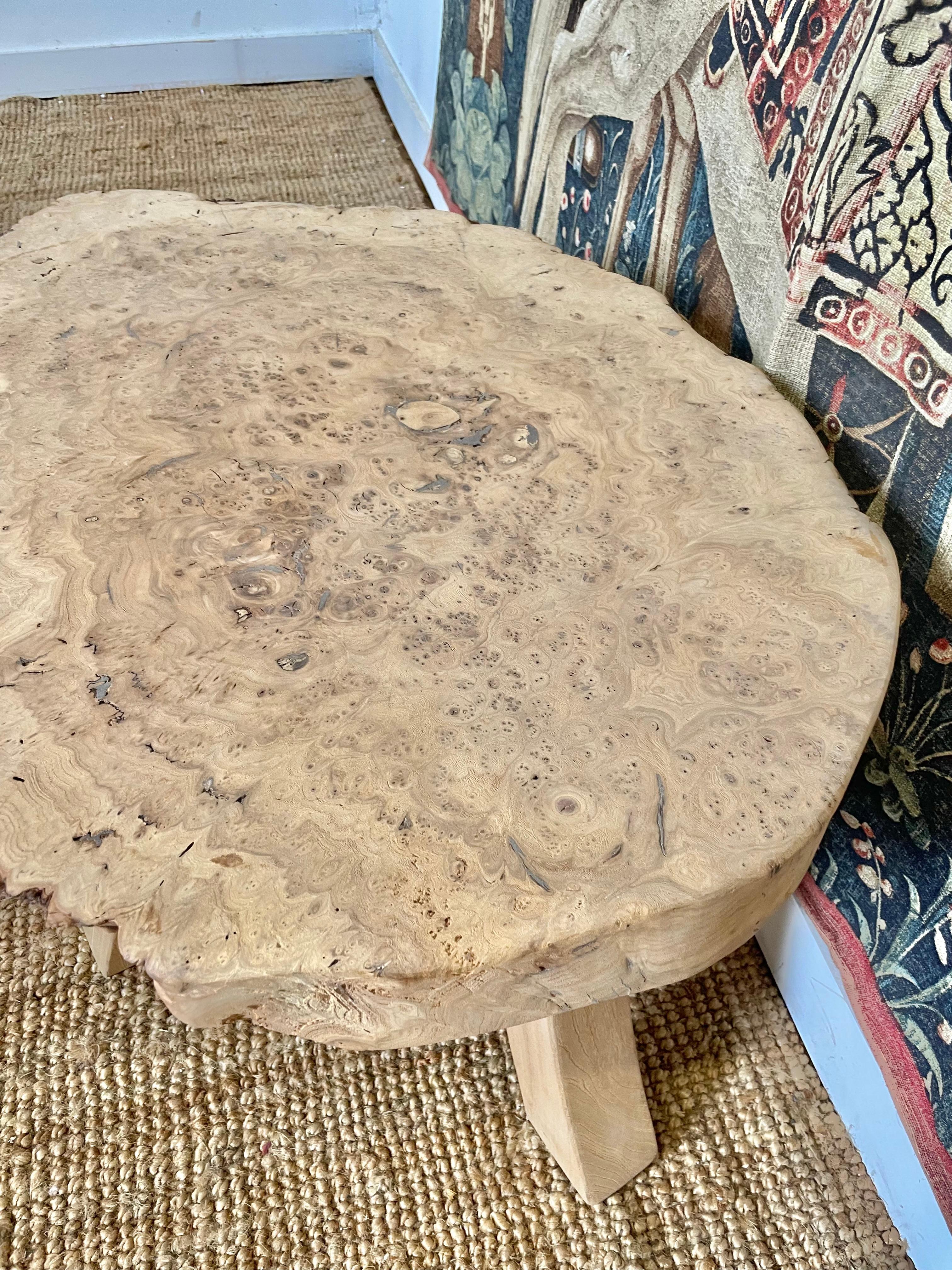table basse loupe d'orme