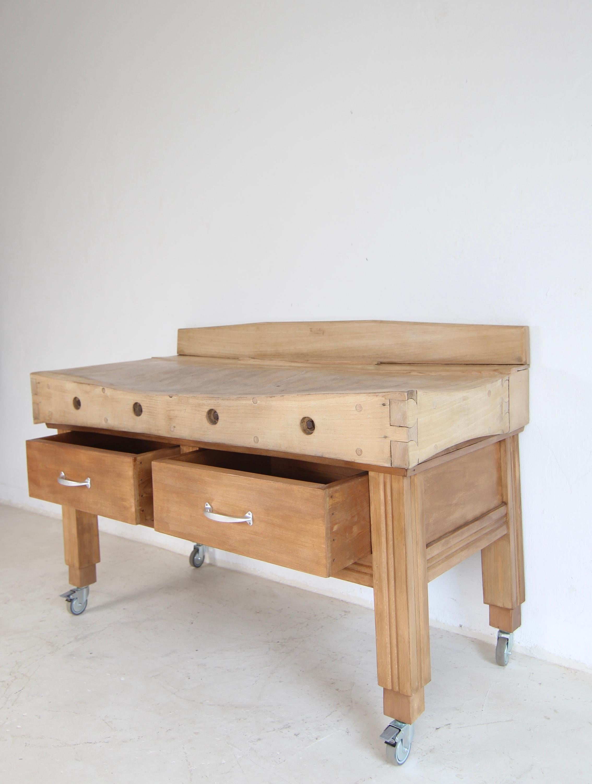 Mid-Century Butcher´s Block For Sale 8
