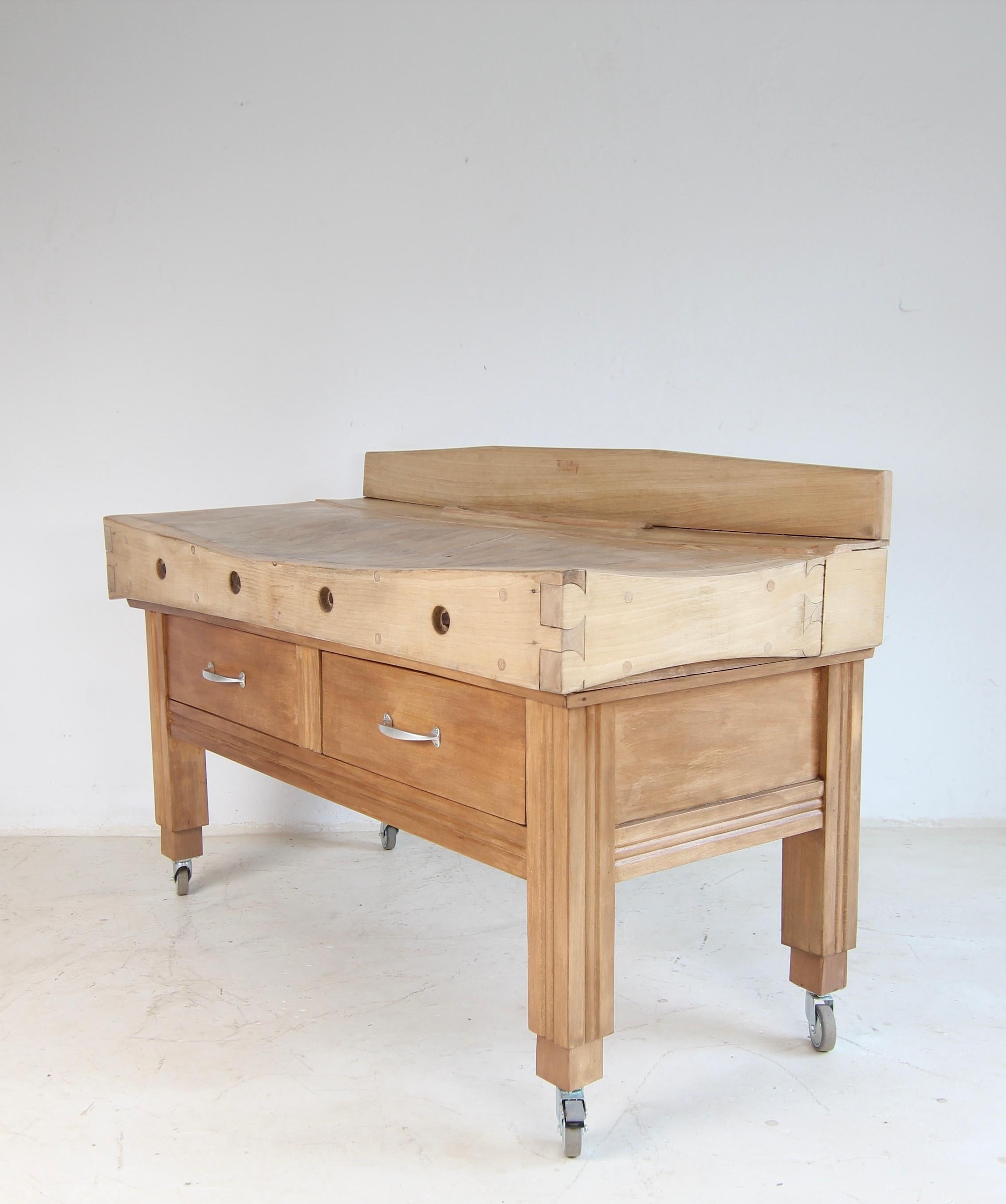 Mid-Century Butcher´s Block For Sale 10