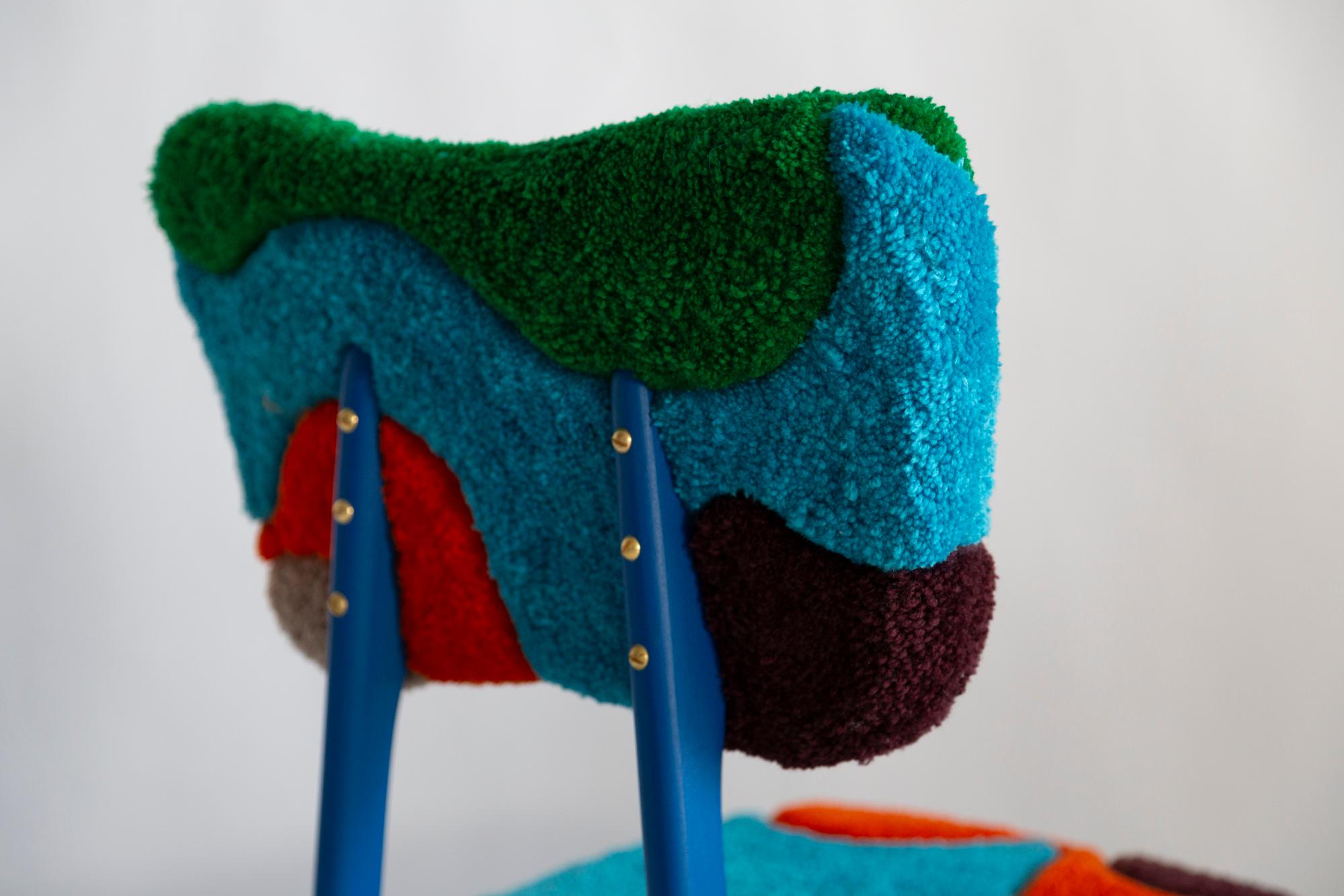 Tissu Chaise papillon du milieu du siècle, tissu de laine bleu vert orange touffeté à la main, Europe, années 1960 en vente
