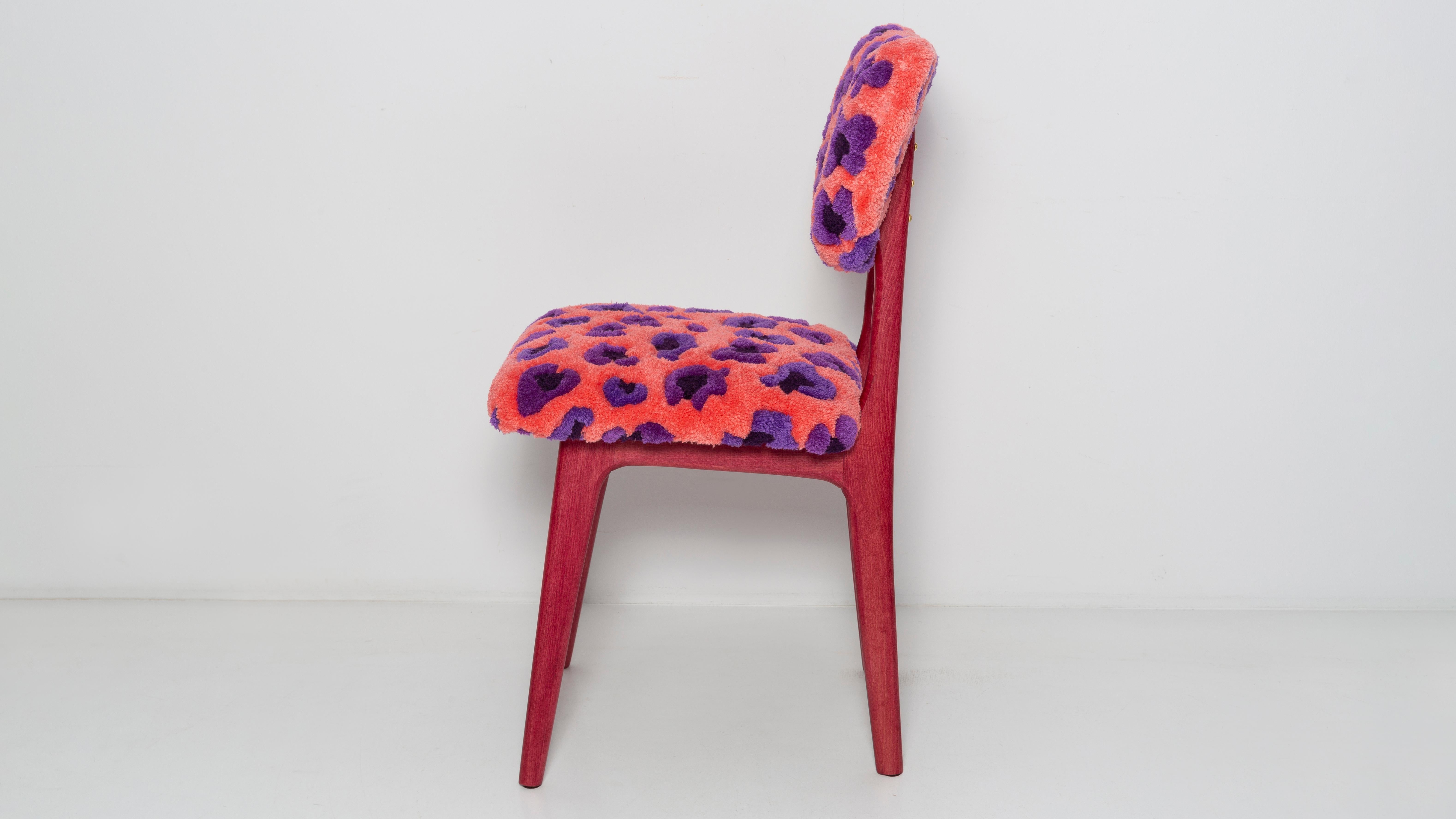 Mid Century Schmetterling Stuhl, Hand Tufting Rosa Wolle Leopard, Europa, 1960er Jahre (Moderne der Mitte des Jahrhunderts) im Angebot