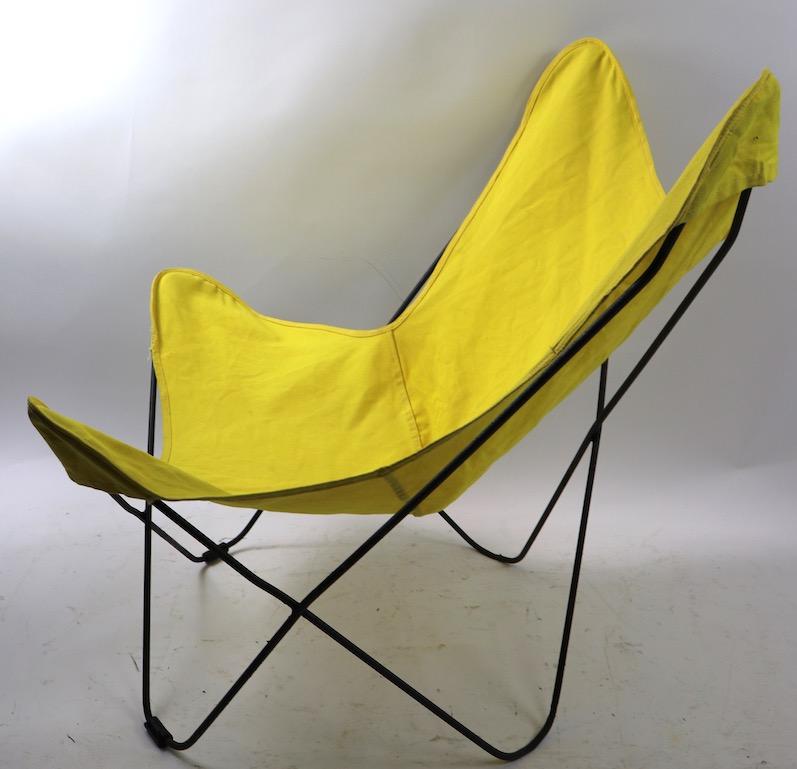 American Mid Century Butterfly Chair with Yellow Canvass Sling For Sale
