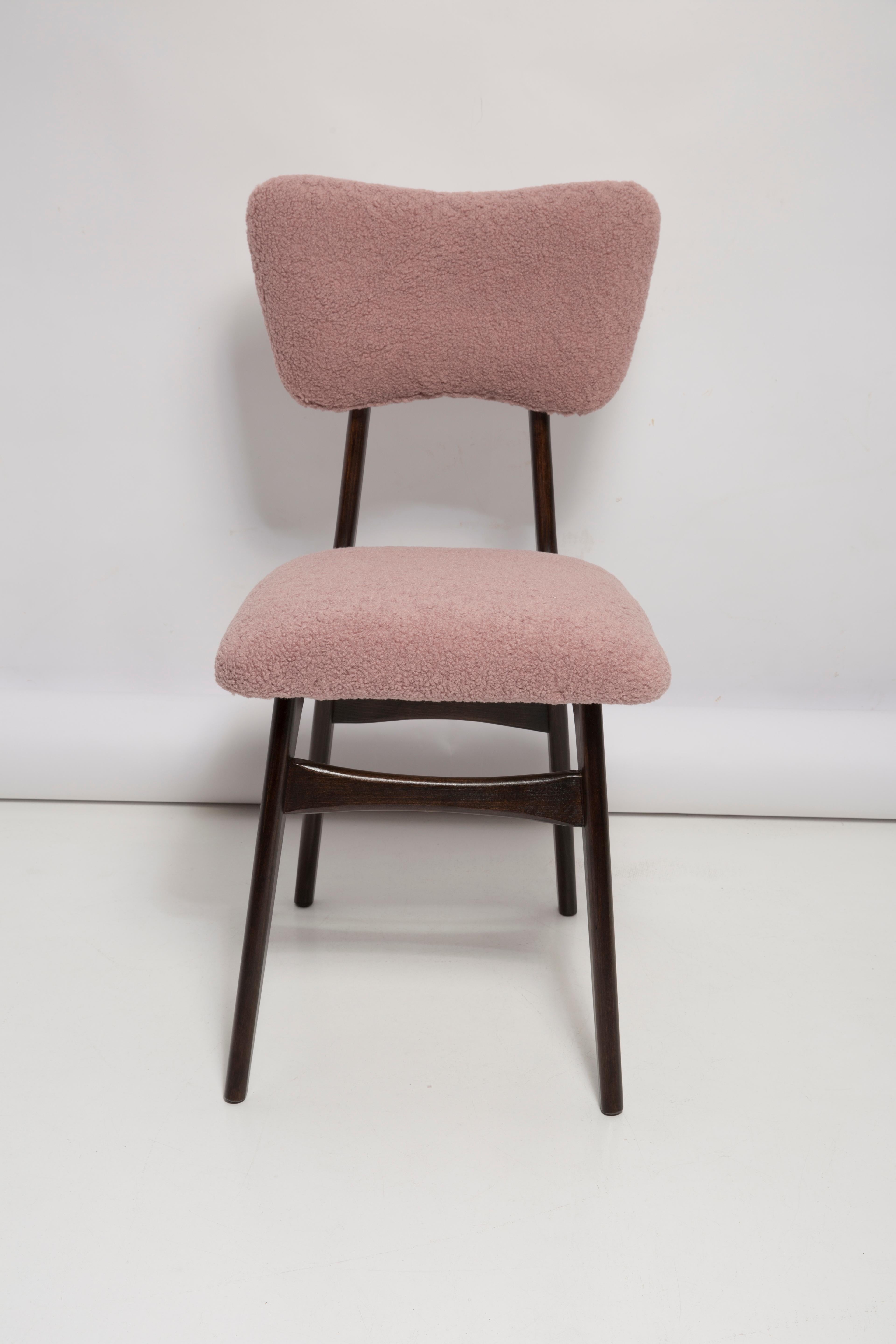 Mid Century Butterfly Dining Chair, Pink Boucle and Walnut Wood, Poland, 1960s In Excellent Condition For Sale In 05-080 Hornowek, PL