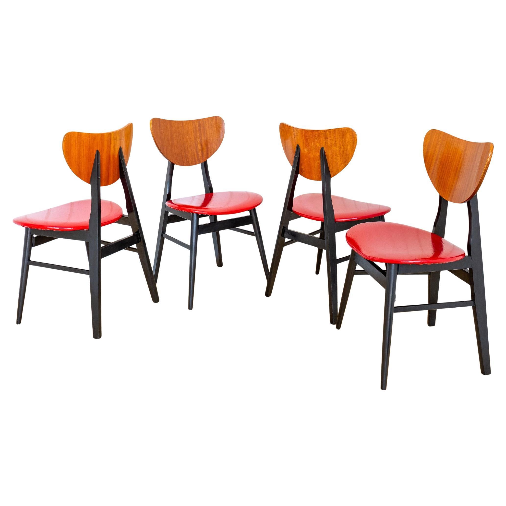 Set di 4 sedie da pranzo a farfalla del Mid Century A Space AGE 1960s 1950s Red Black in vendita