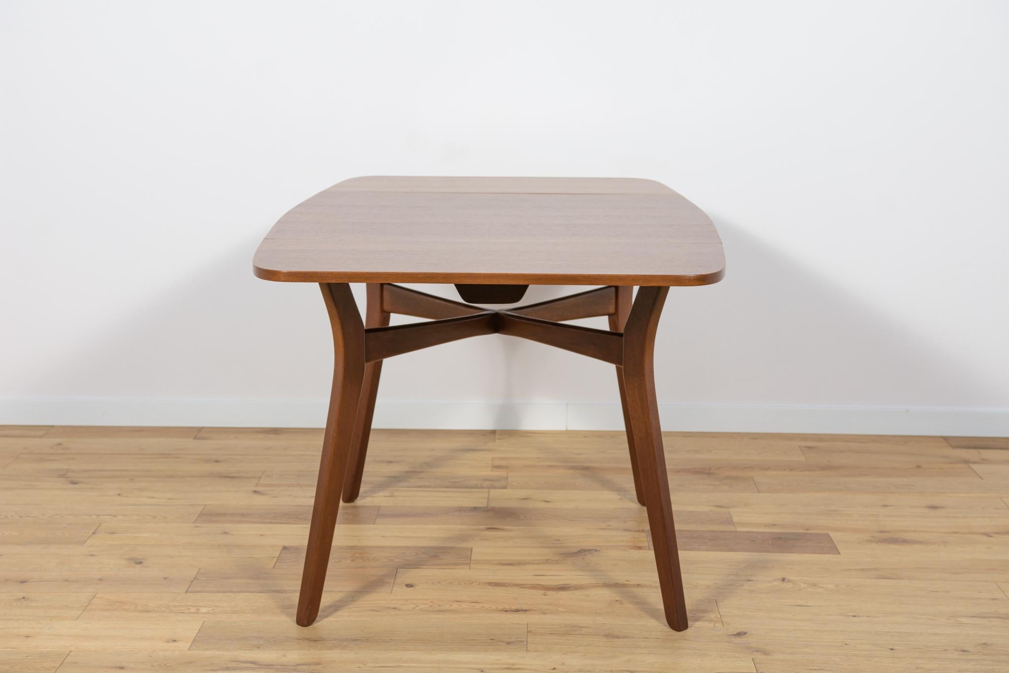 Mid-Century Butterfly Dining Table from G-Plan, 1960s For Sale 5