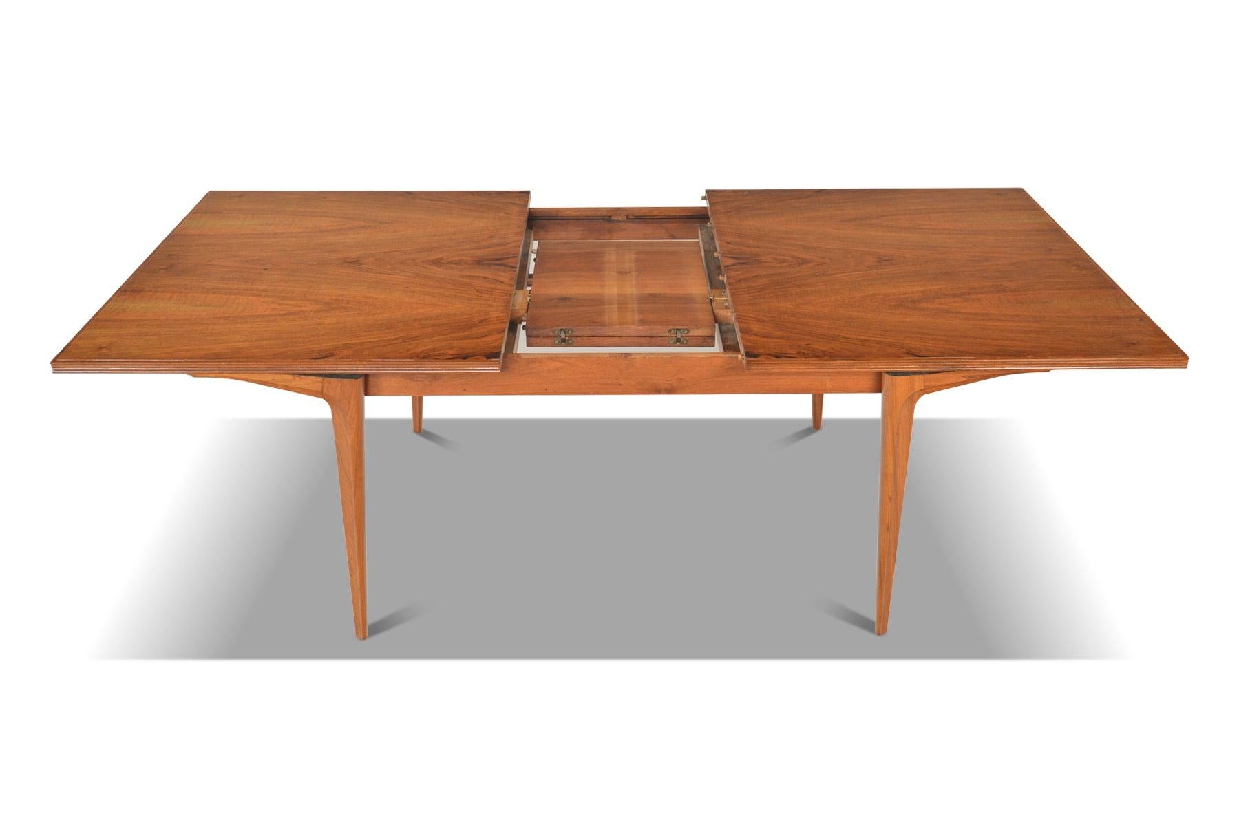20th Century Mid Century Butterfly Leaf Dining Table in Walnut