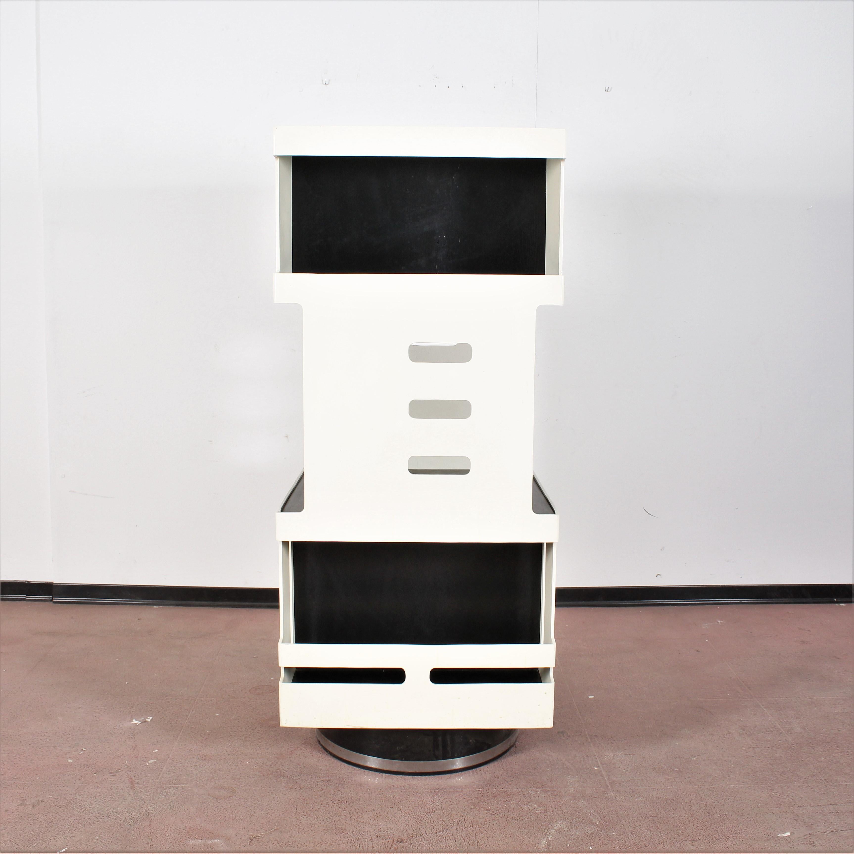 Lacquered J. Colombo Mid-century Black & White Wood Vertical Revolving Bookcase, 60s Italy