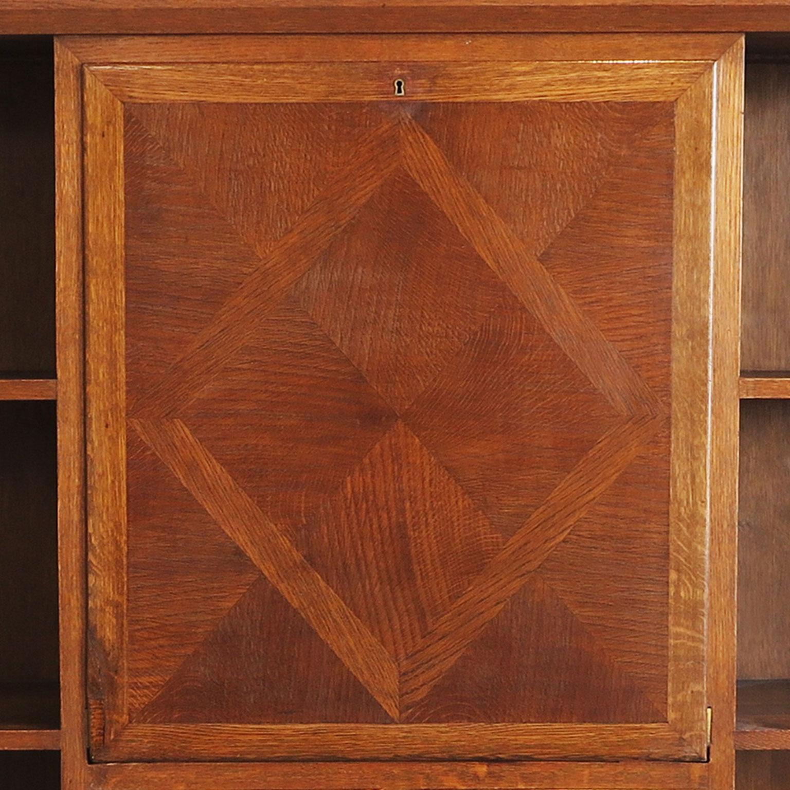 20th Century Midcentury Cabinet Arttributed to E. Lanzia, Italy, circa 1940s For Sale