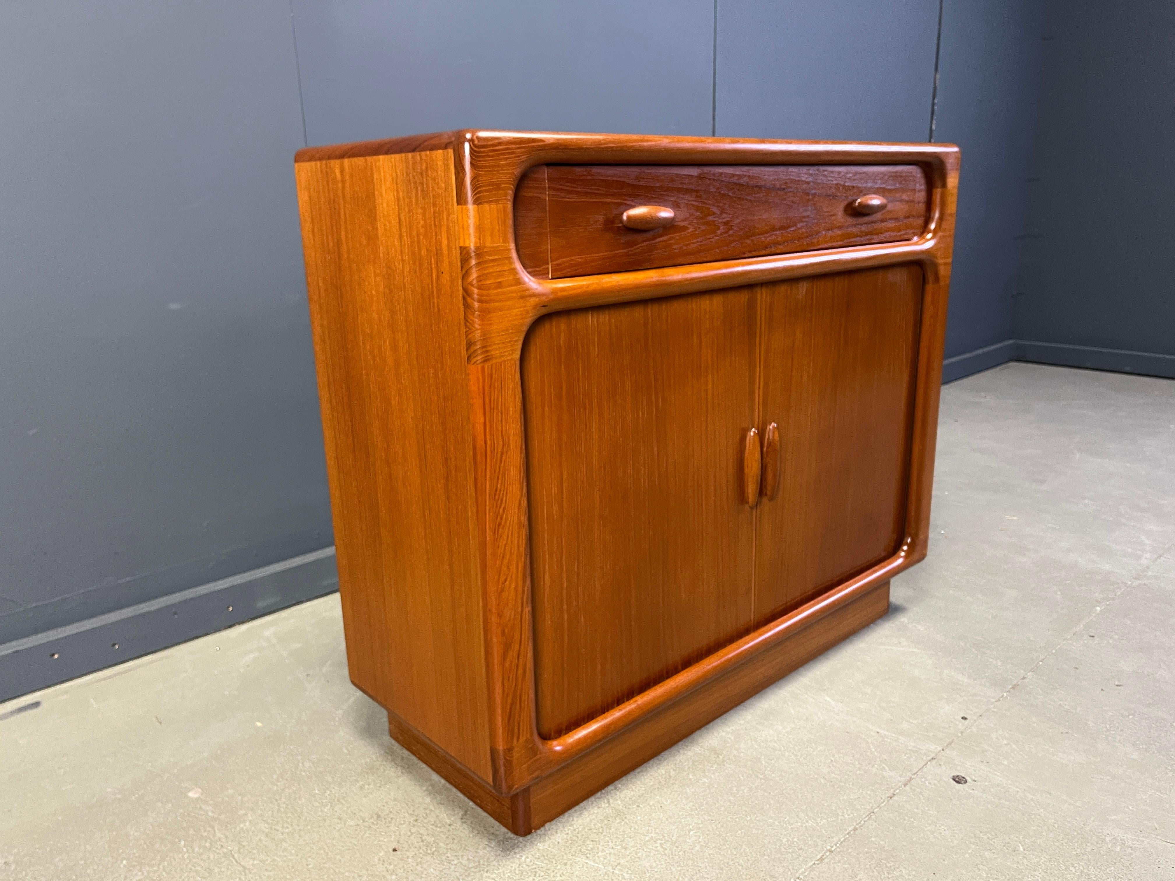 Armoire du milieu du siècle par Dyrlund, années 1960 en vente 3