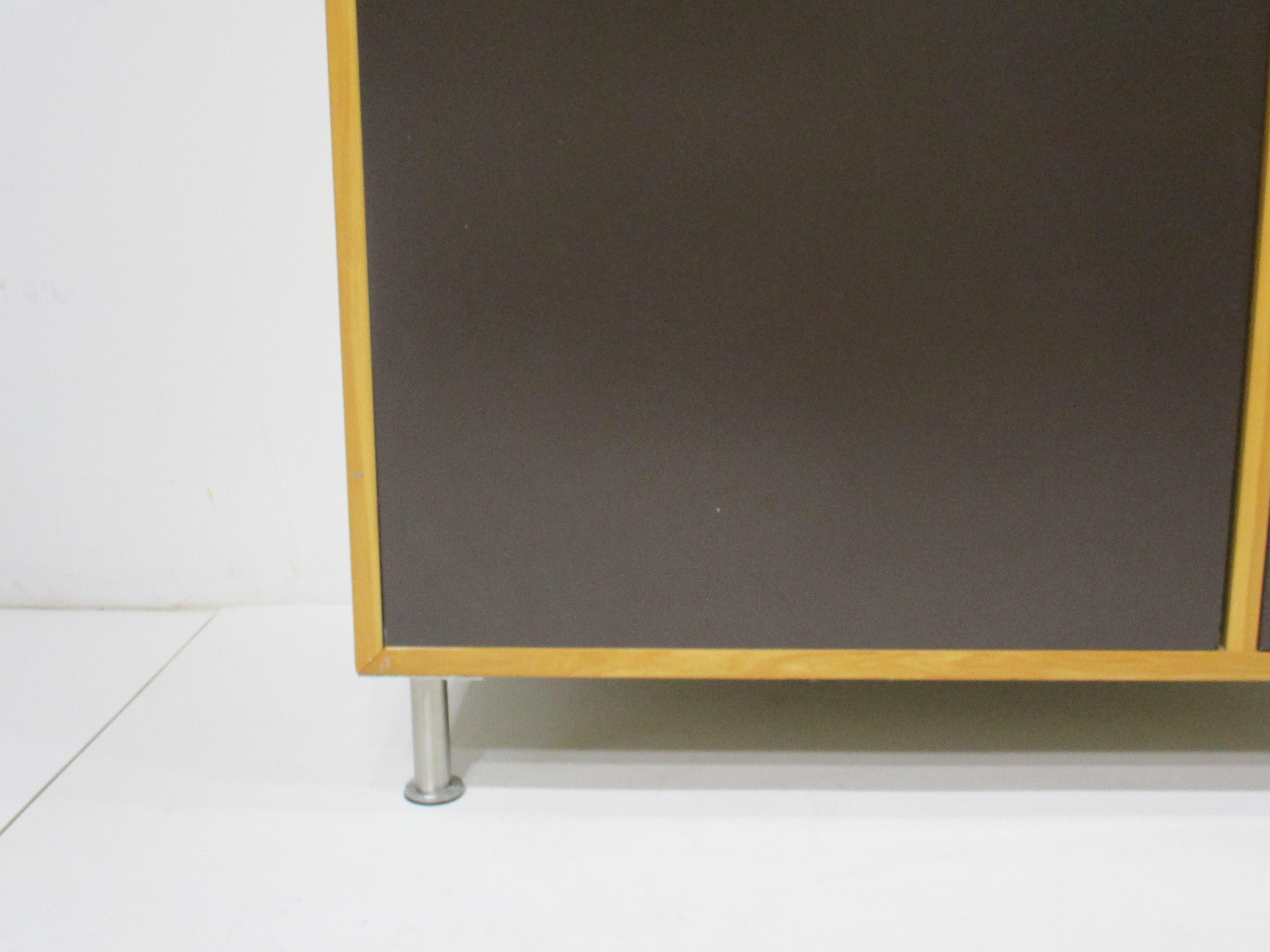 Meuble de rangement Founders Mid Century de Jack Cartwright en vente 1