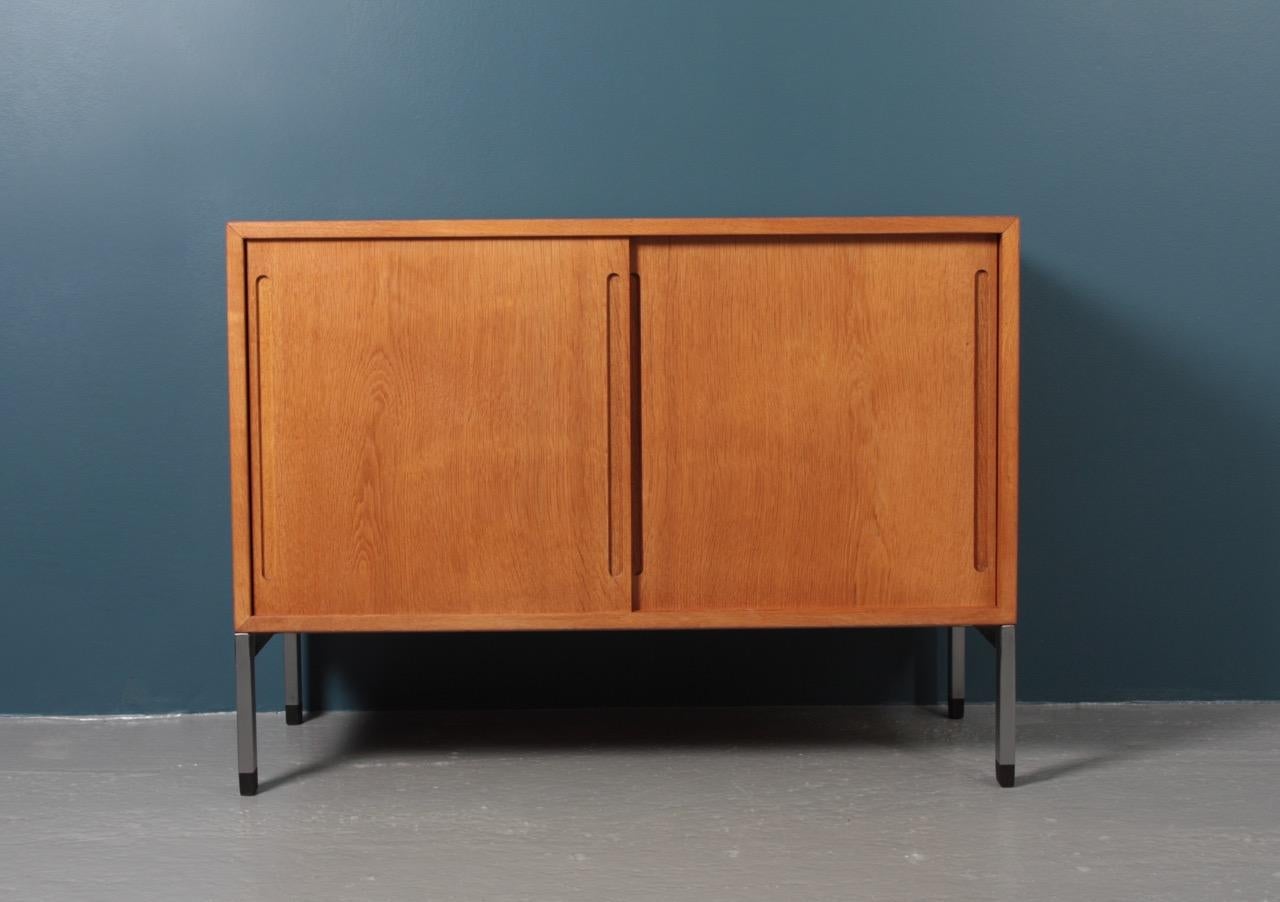 Midcentury Cabinet in Oak by Hans Wegner, Danish Design, 1960s 4