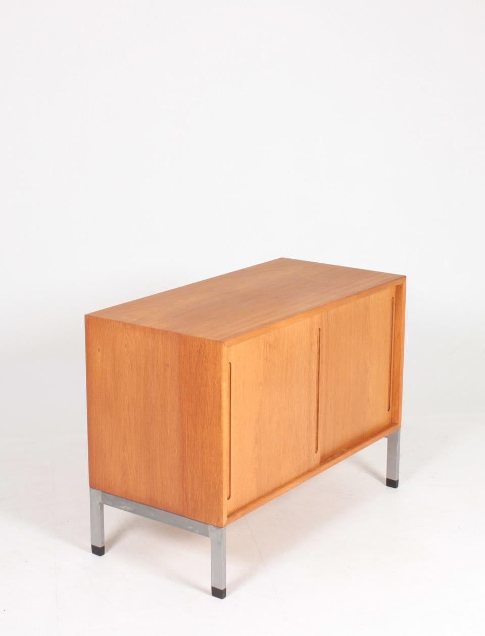 Mid-Century Modern Midcentury Cabinet in Oak by Hans Wegner, Danish Design, 1960s