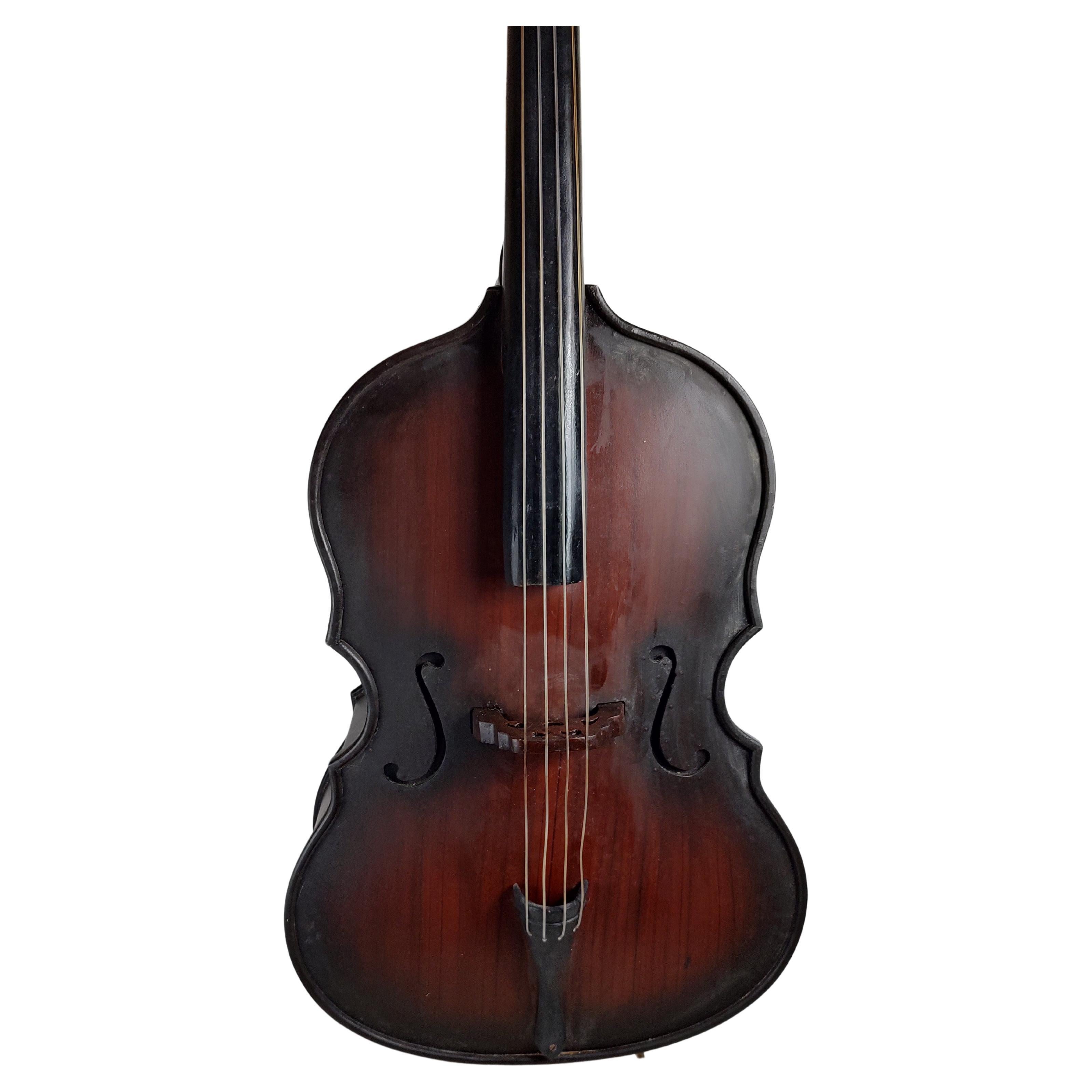 Faux Bois Mobiletto del metà del secolo scorso a forma di Cello Basso Grande conservazione in vendita