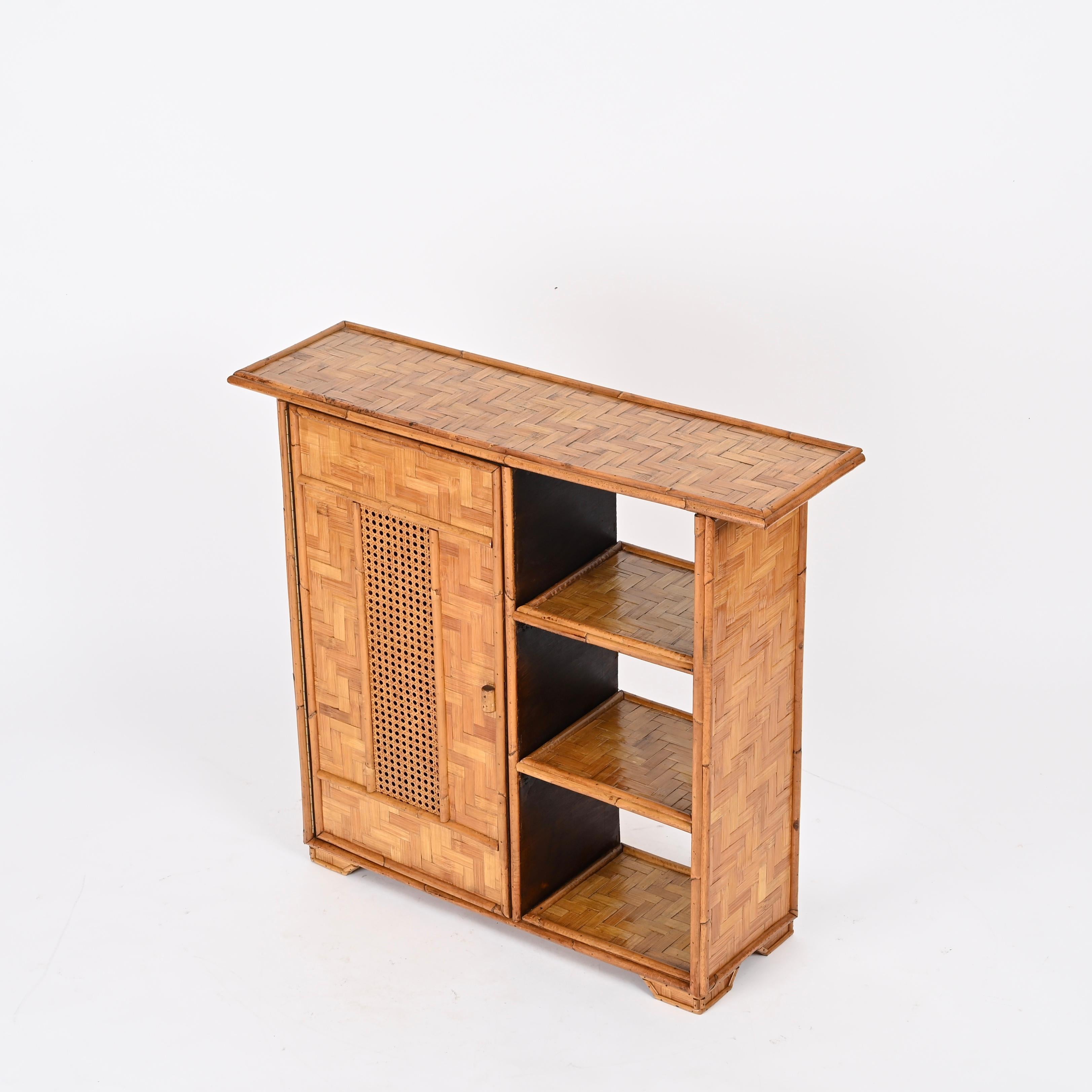 Mid-Century Cabinet or Bookcase in Bamboo, Straw and Woven Rattan , Italy, 1970s 4