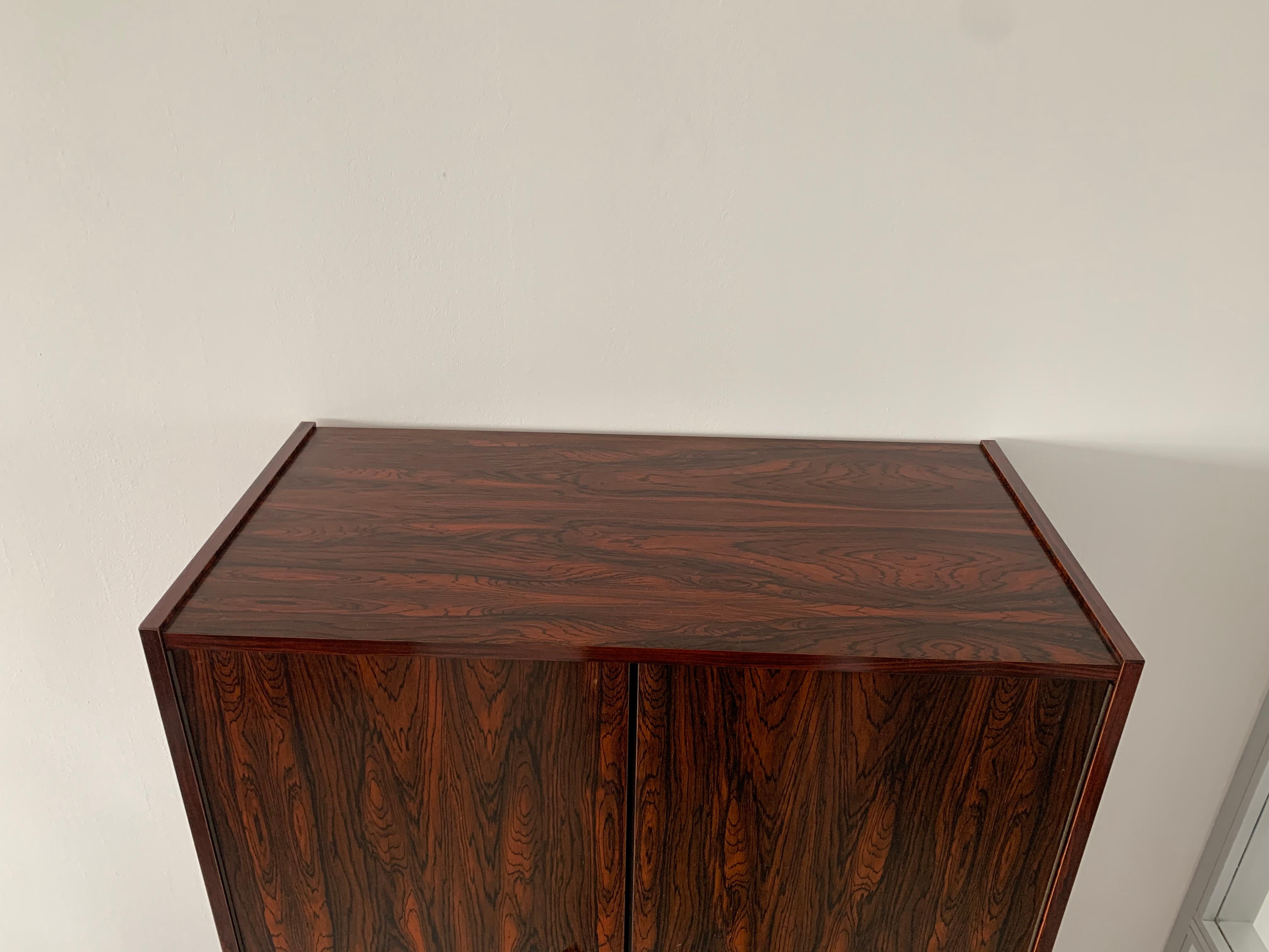Mid-Century cabinet rosewood veneer, 1960’s For Sale 9