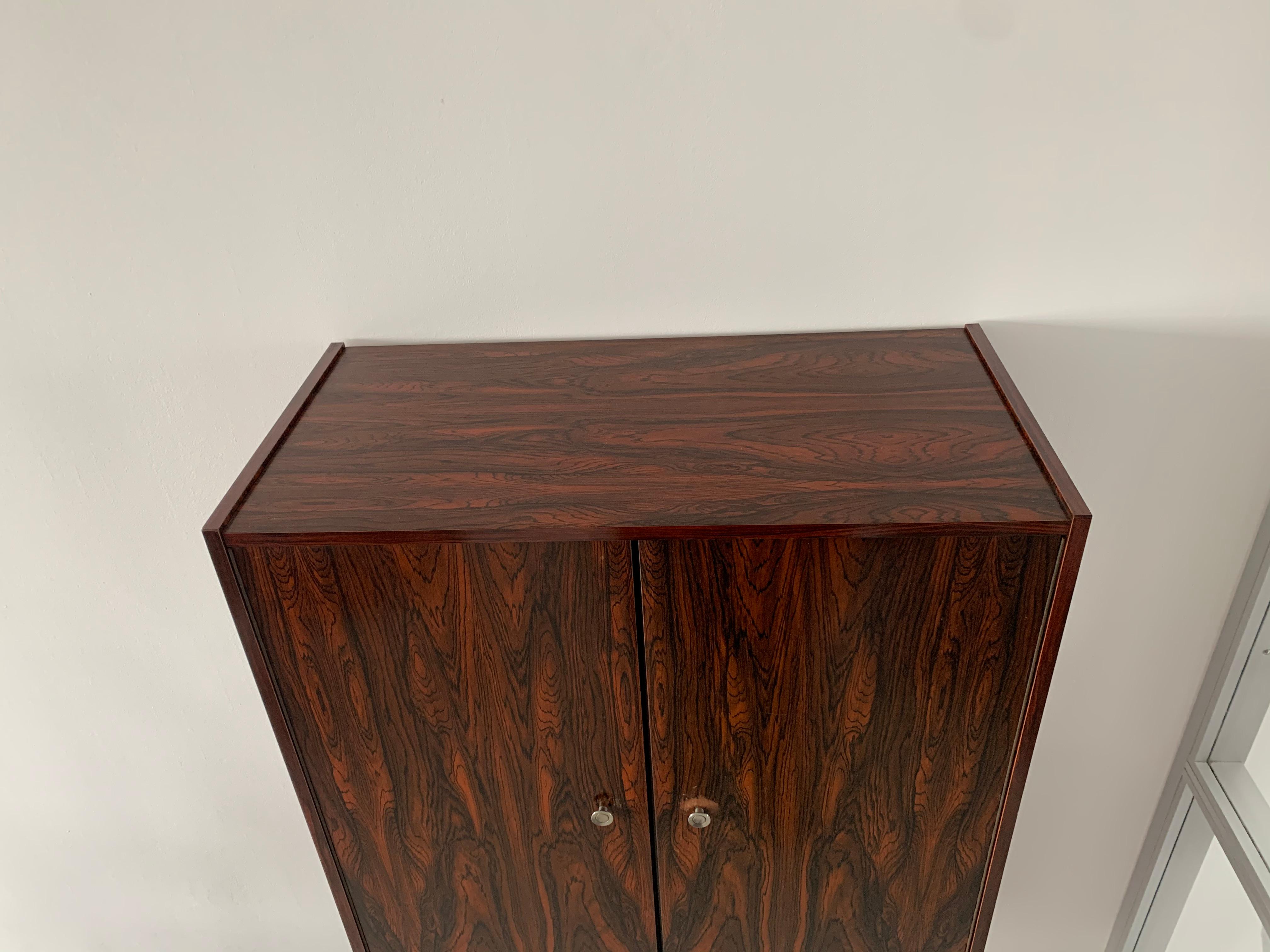 Mid-Century cabinet rosewood veneer, 1960’s For Sale 11