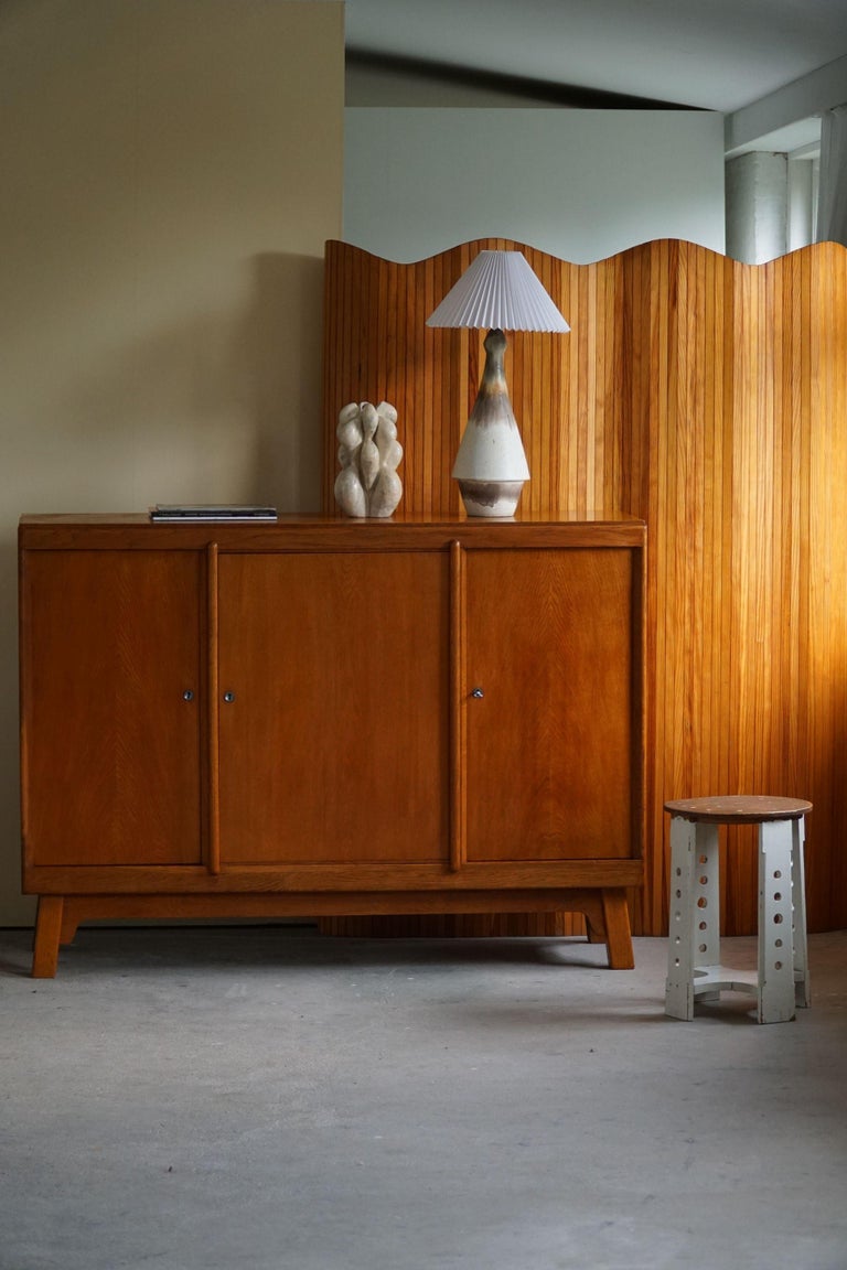 Mid-Century Cabinet / Sideboard in Teak & Oak, Danish Cabinetmaker, 1960s For Sale 6