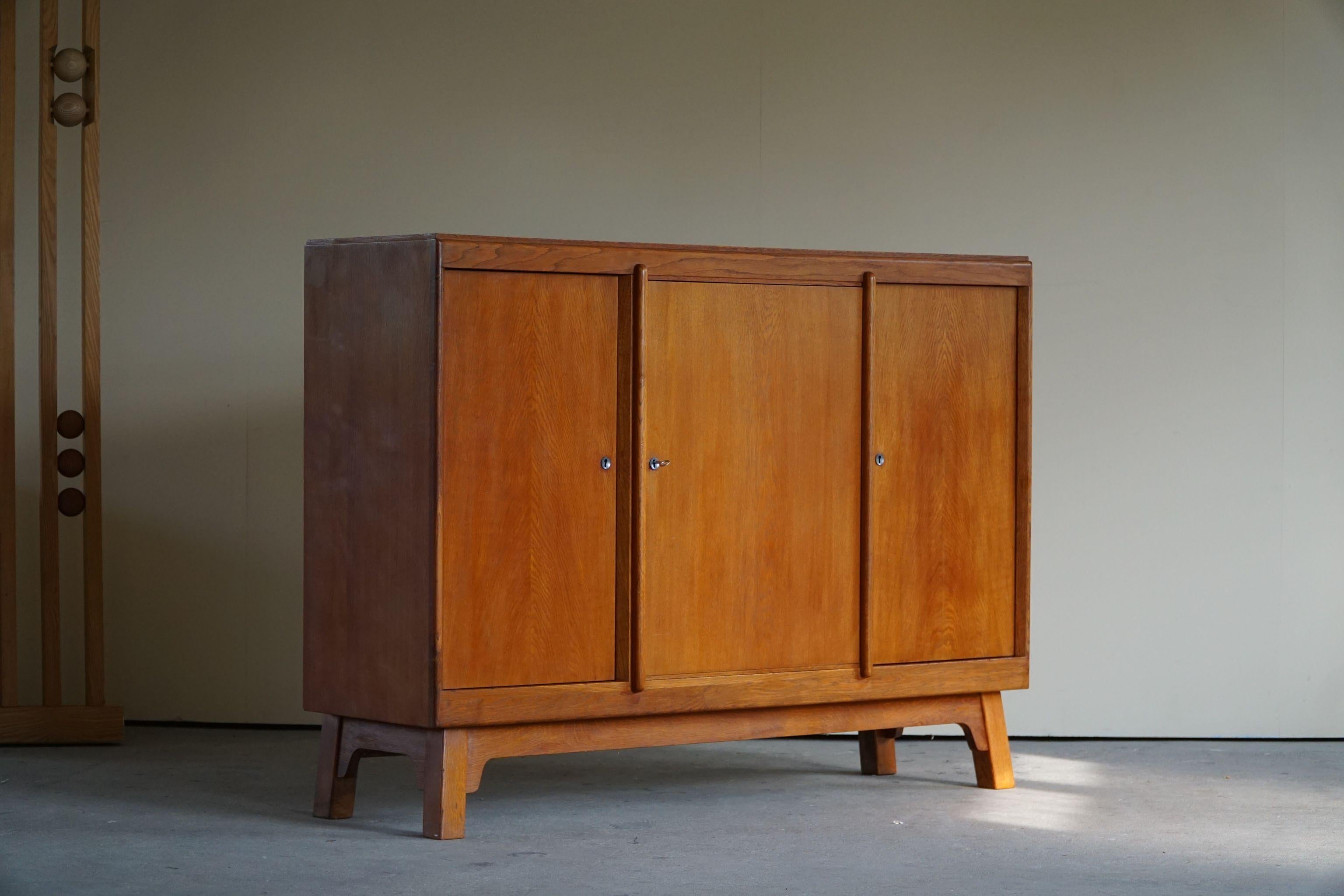 Mid-Century Cabinet / Sideboard in Teak & Oak, Danish Cabinetmaker, 1960s For Sale 14