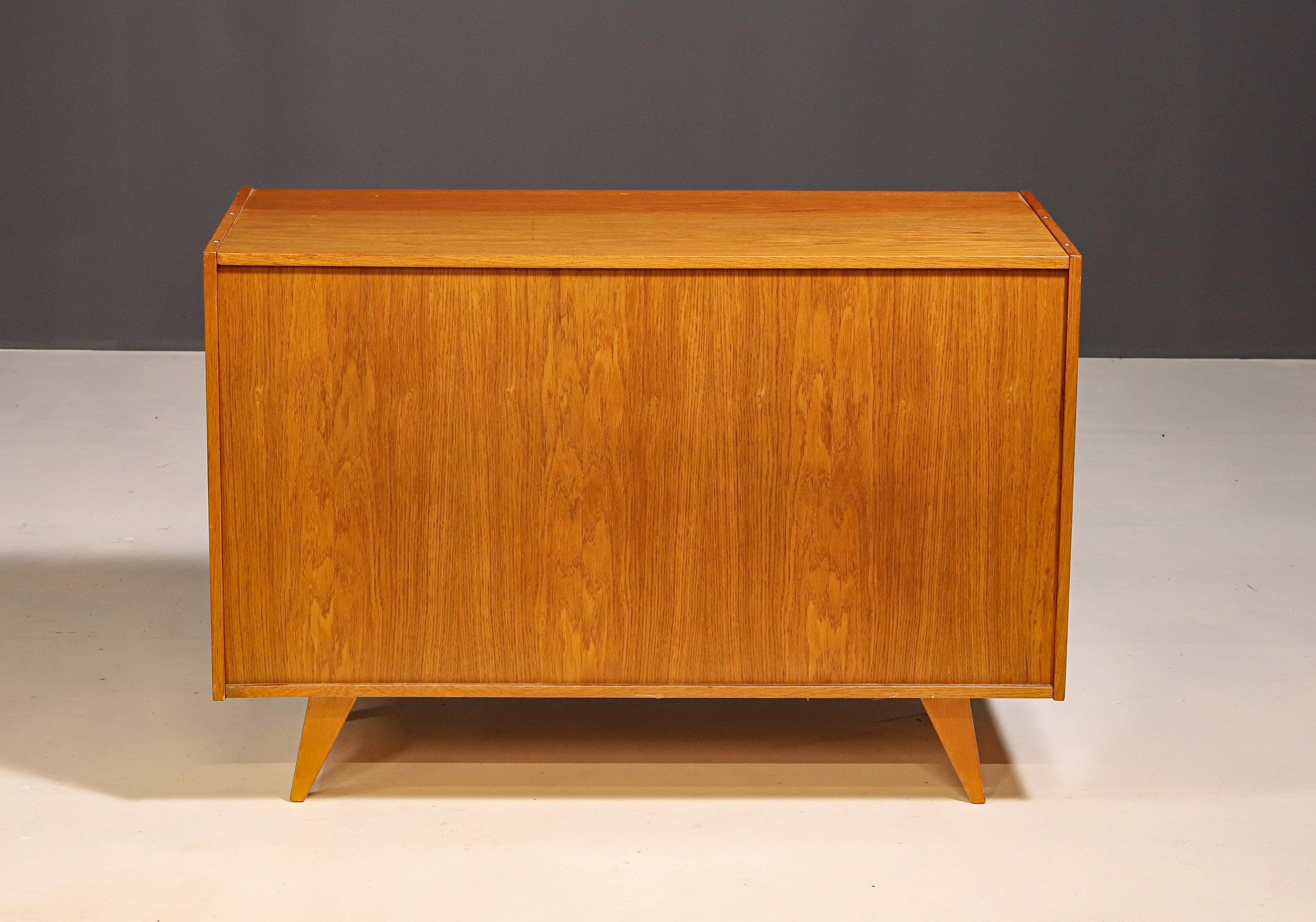 Mid century cabinet U452 by Jiří Jiroutek for Interiér Praha, Czech. 1960' For Sale 1