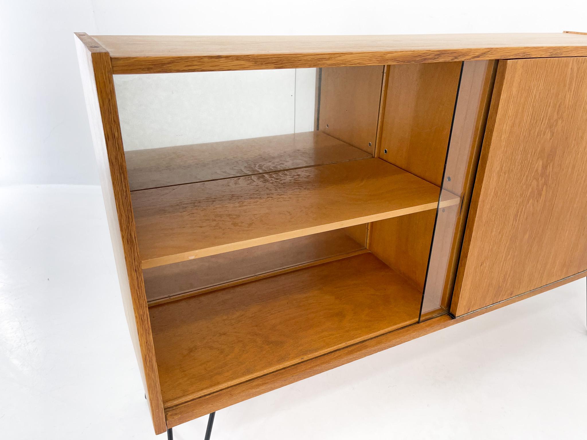 Midcentury Cabinet with a Bar, Czechoslovakia For Sale 5