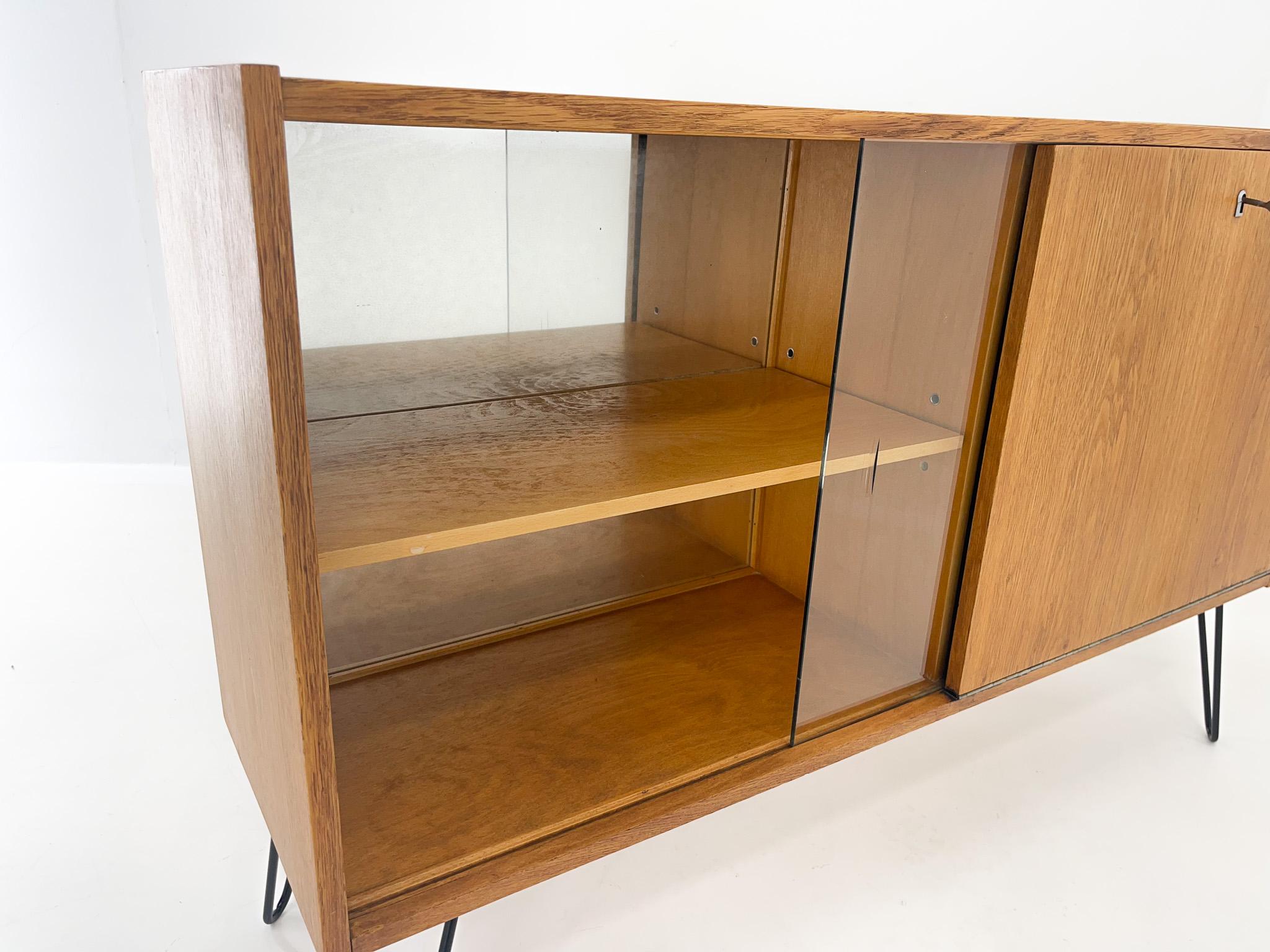 Midcentury Cabinet with a Bar, Czechoslovakia For Sale 6