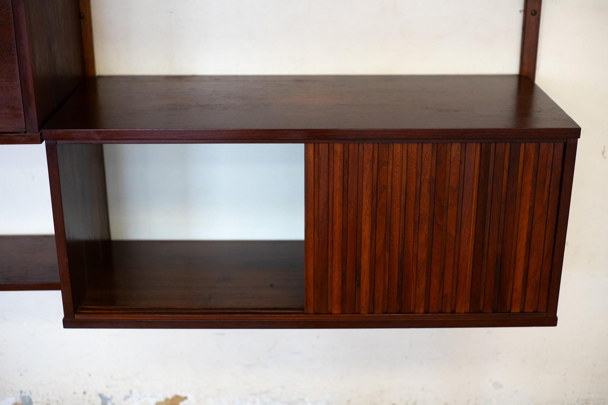 Mid-Century Cadovious Style Danish Wall Unit or Book Shelves 10-Piece Walnut 4