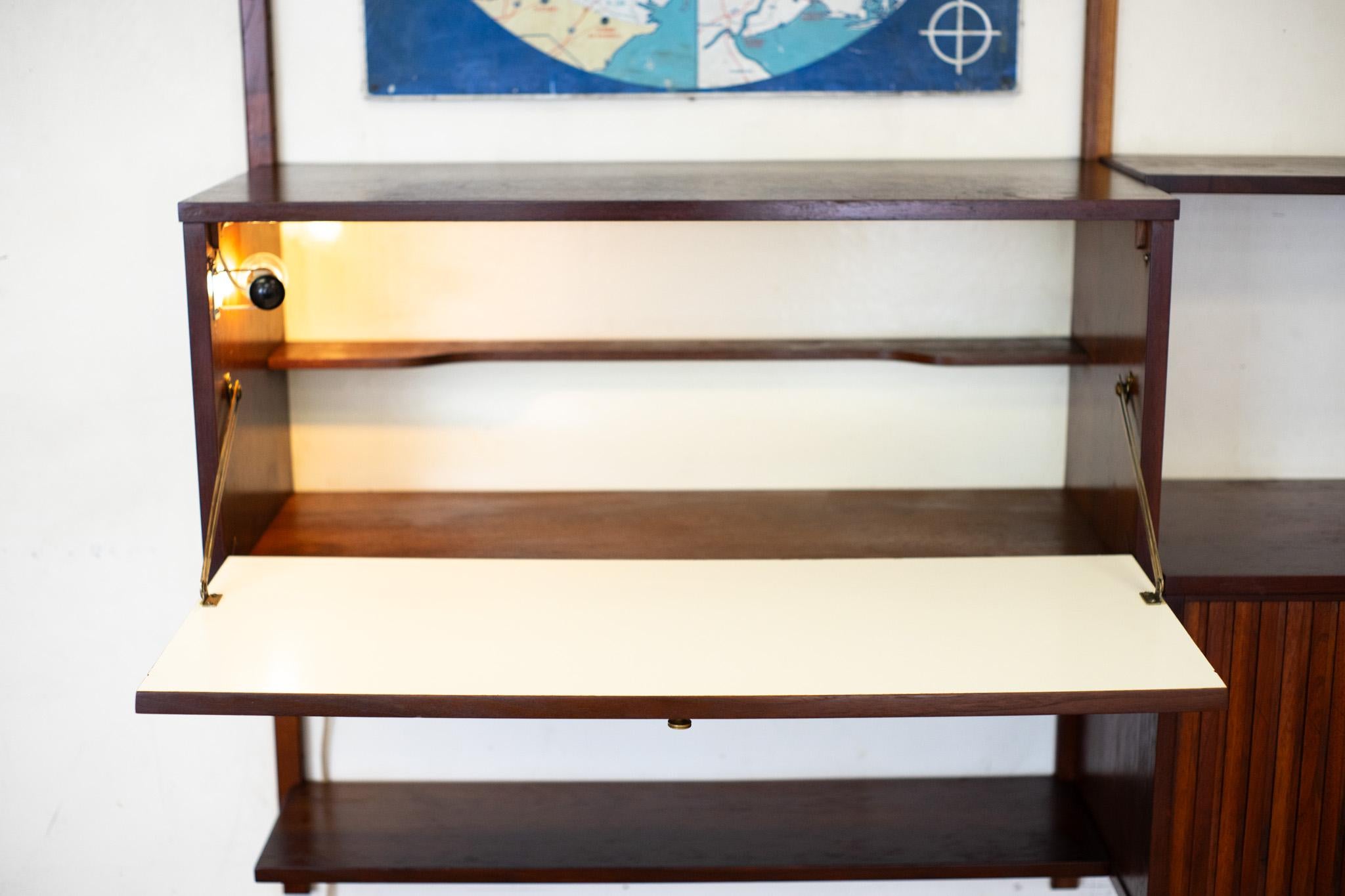Mid-Century Cadovious Style Danish Wall Unit or Book Shelves 10-Piece Walnut 7