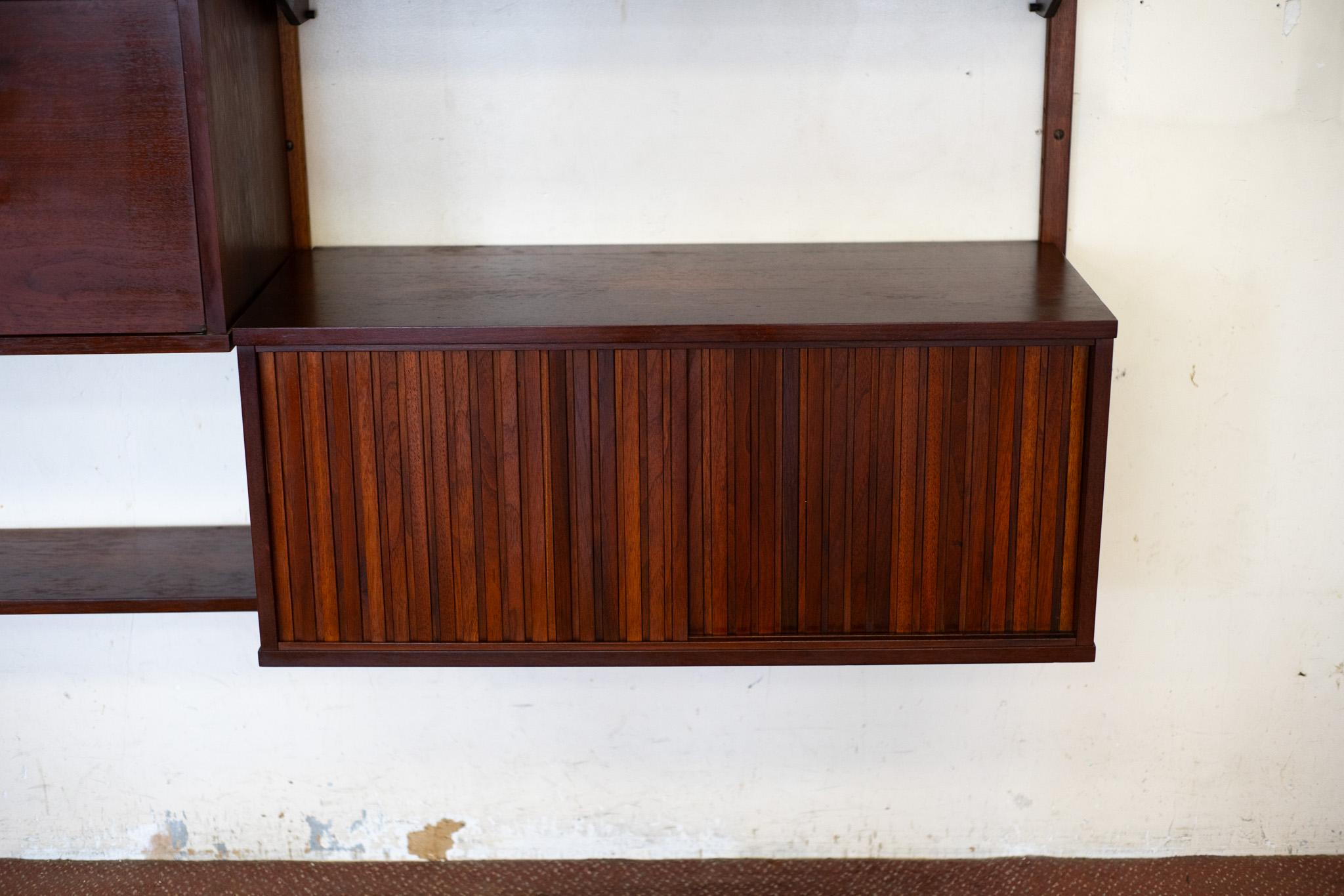Mid-Century Cadovious Style Danish Wall Unit or Book Shelves 10-Piece Walnut 3