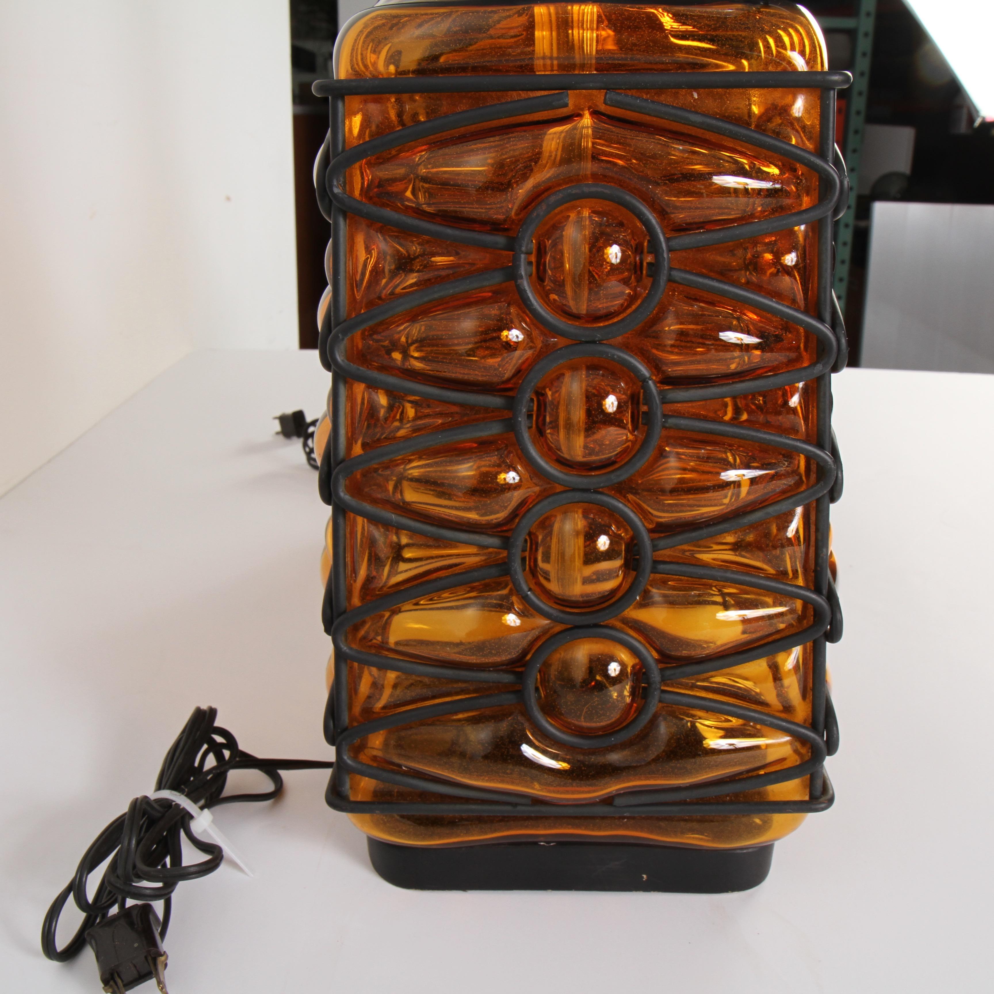 Midcentury Caged Blown Glass Table Lamps In Good Condition For Sale In New London, CT