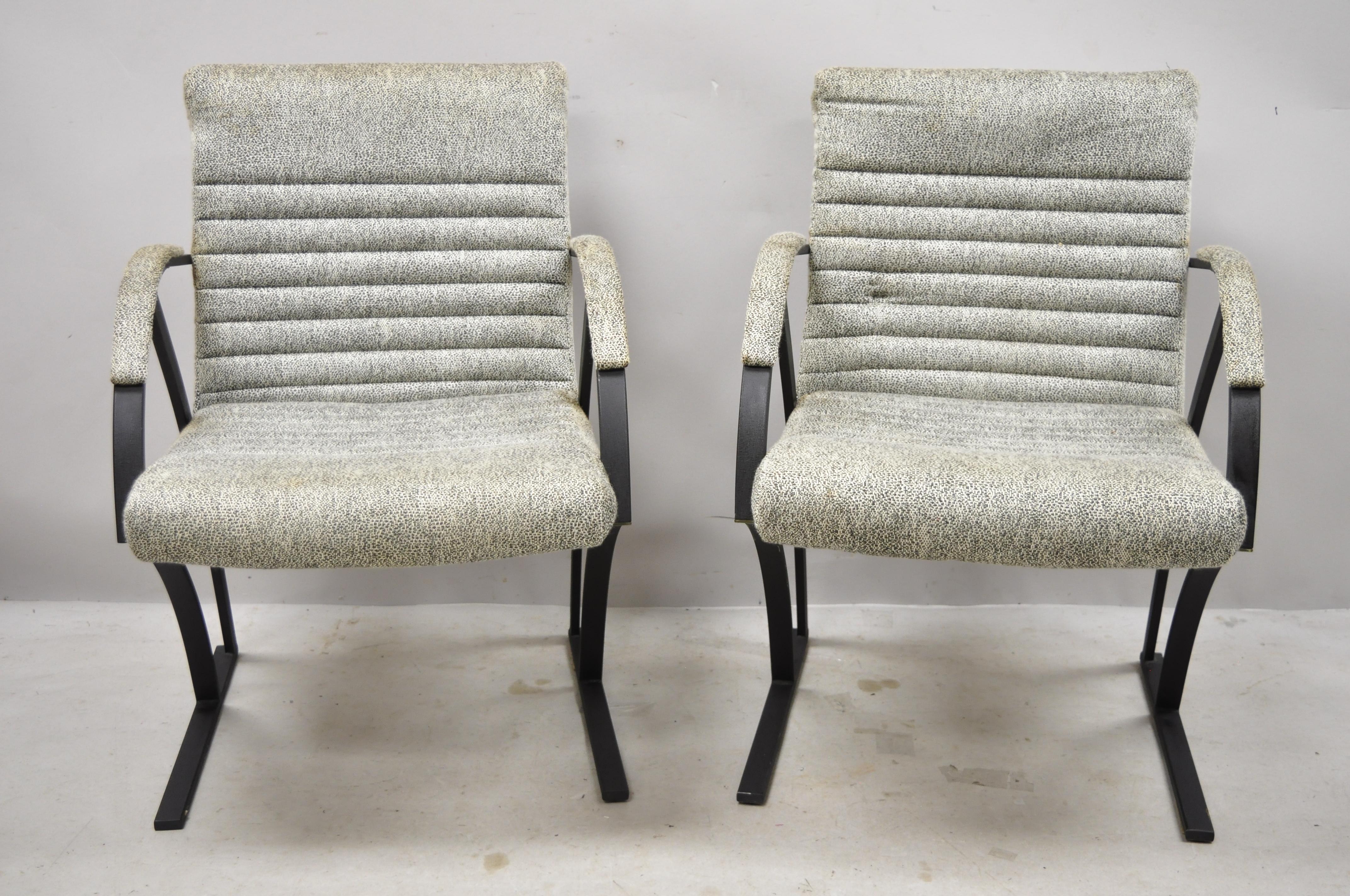 Midcentury Cal-Style furniture Art Deco metal frame lounge armchairs (A), a pair. Item features Chanel back and seats, upholstered armrests, original label, clean modernist lines, sleek sculptural form, circa mid to late 20th century.
Measurements: