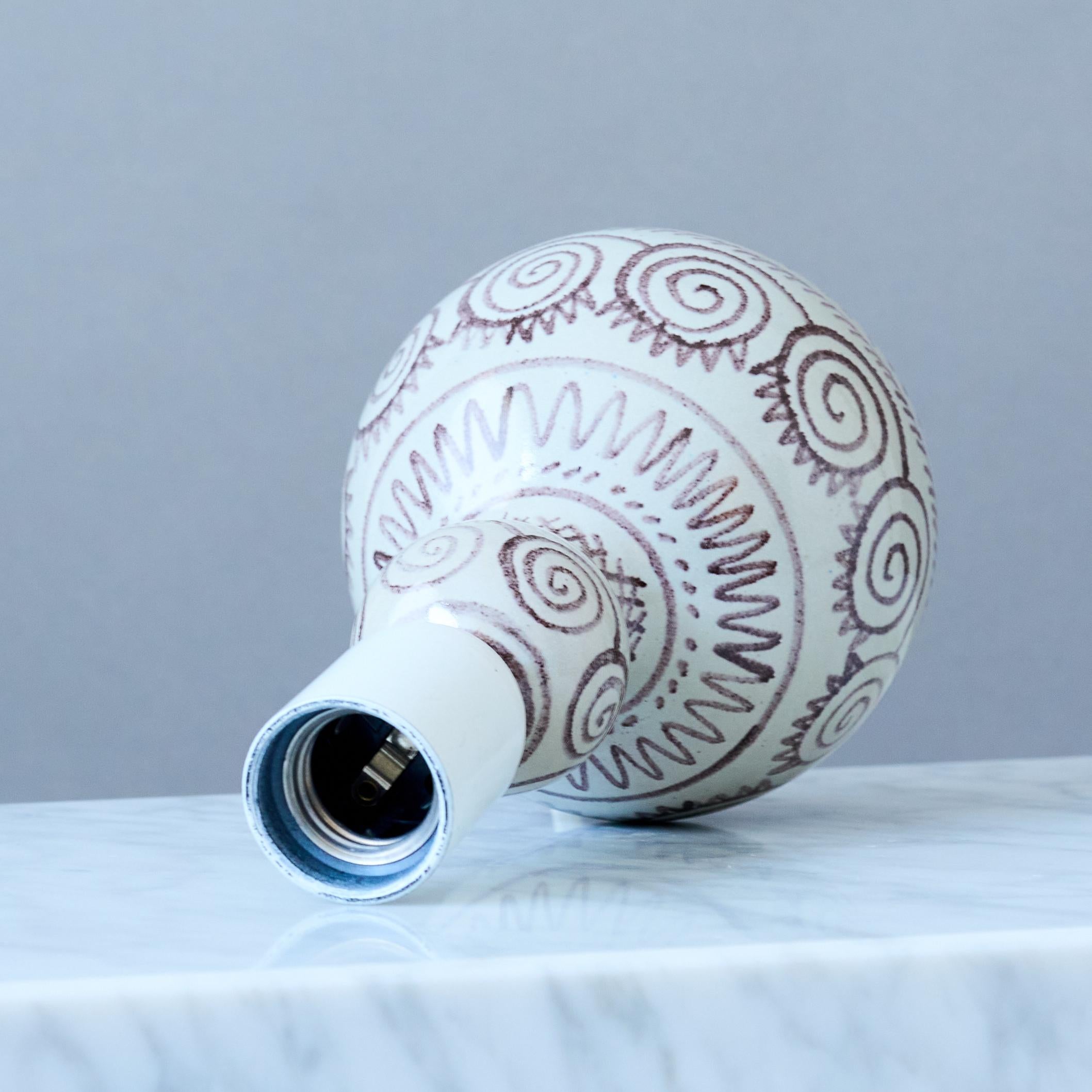 Mid-Century Calabash Ceramic Table Lamp by Elsi Bourelius, Sweden, 1950s. In Good Condition For Sale In Malmö, SE