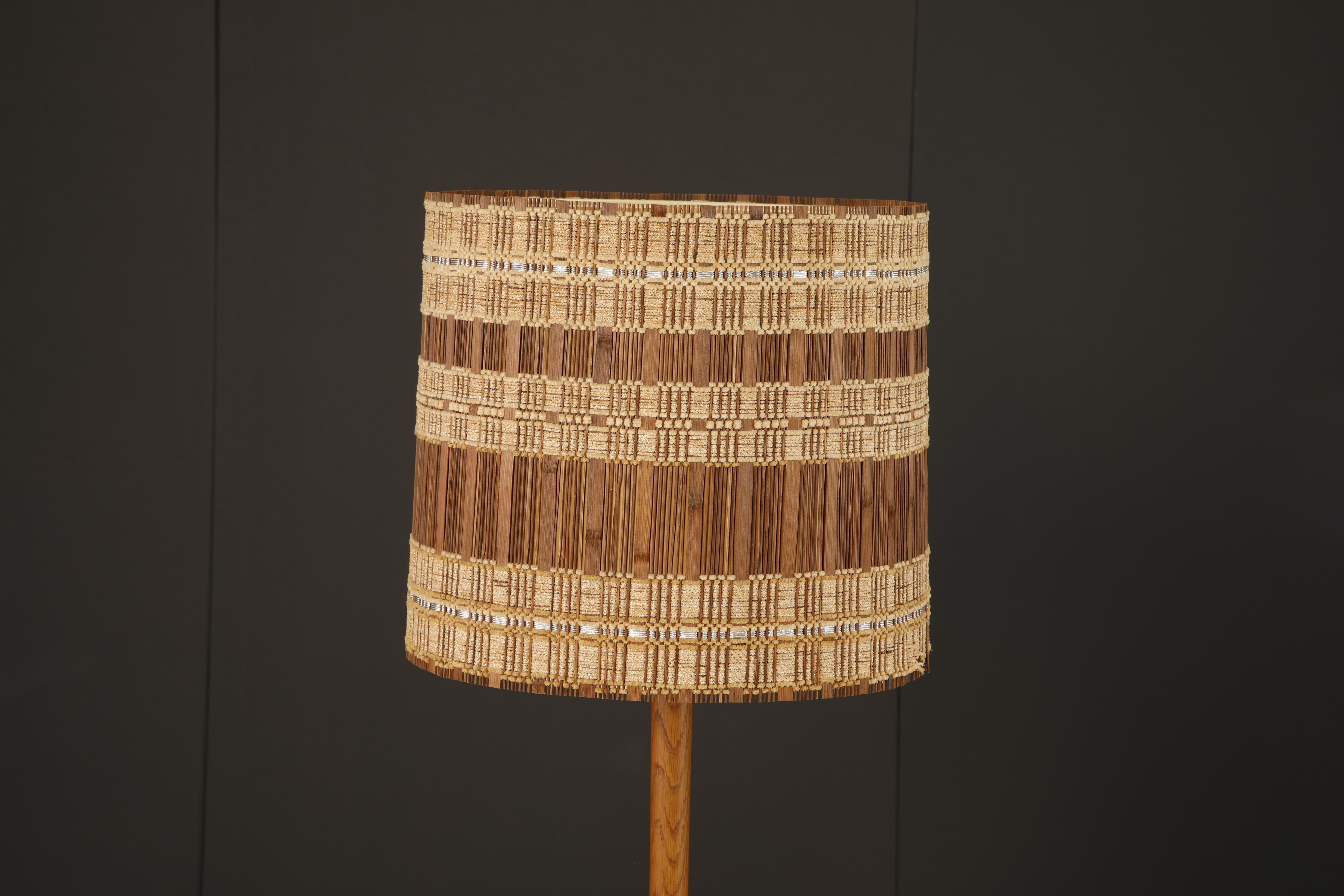 Abat-jour en raphia tressé, Californie moderne du milieu du siècle par Maria Kipp, années 1960 Bon état - En vente à Los Angeles, CA
