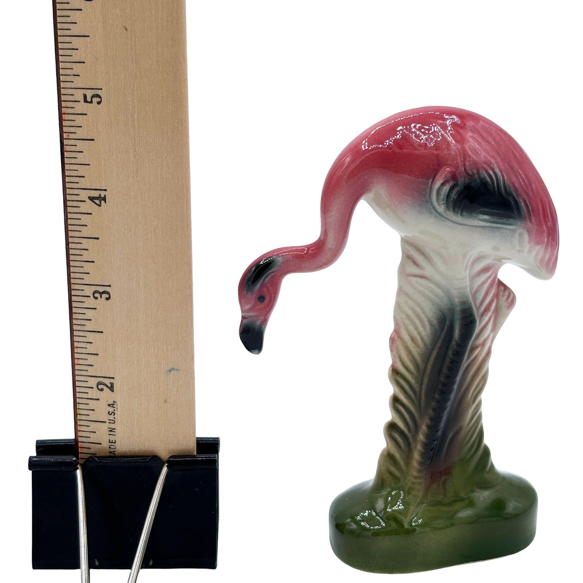 Mid-century California Pottery Ceramic On The Prowl Pink Flamingo Figurine For Sale 4