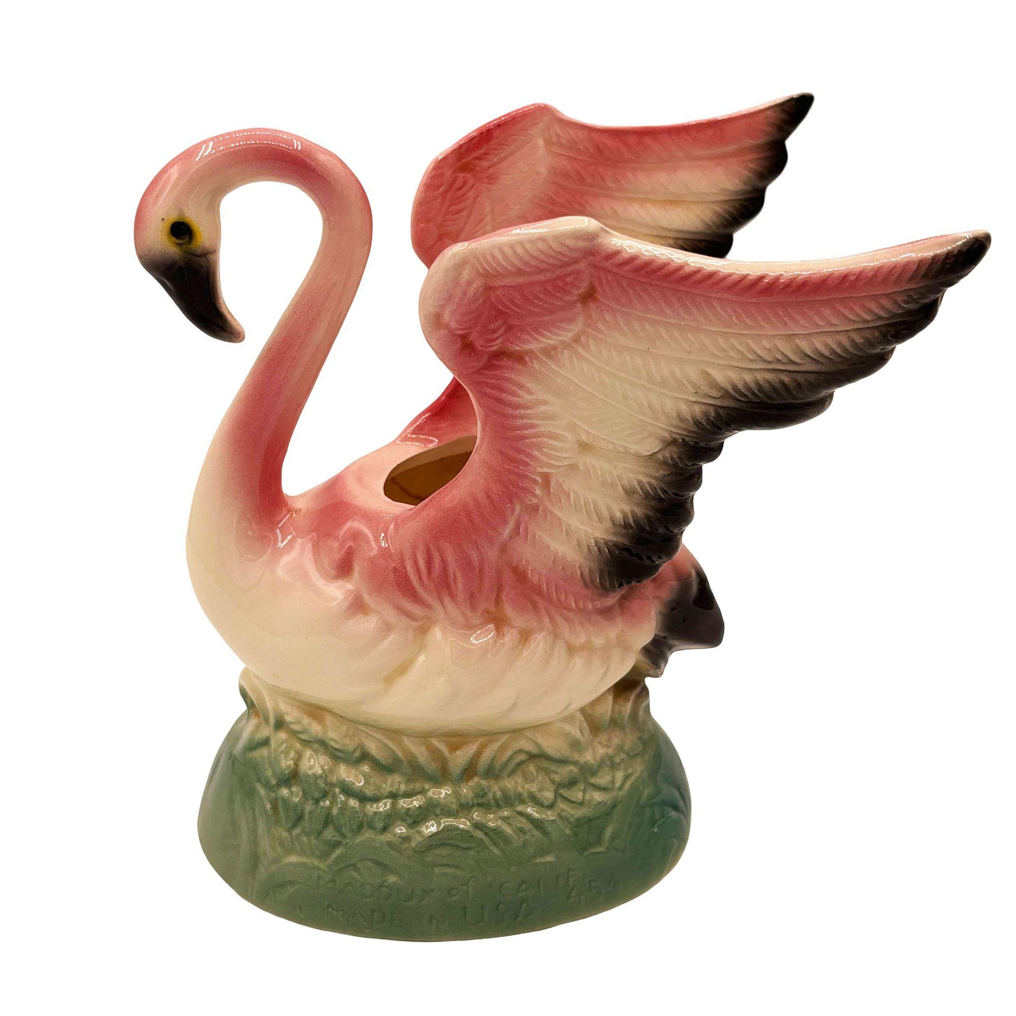 Mid-century California Pottery Ceramic Pink Flamingo Table Planter w/ Light Base In Excellent Condition For Sale In Van Nuys, CA