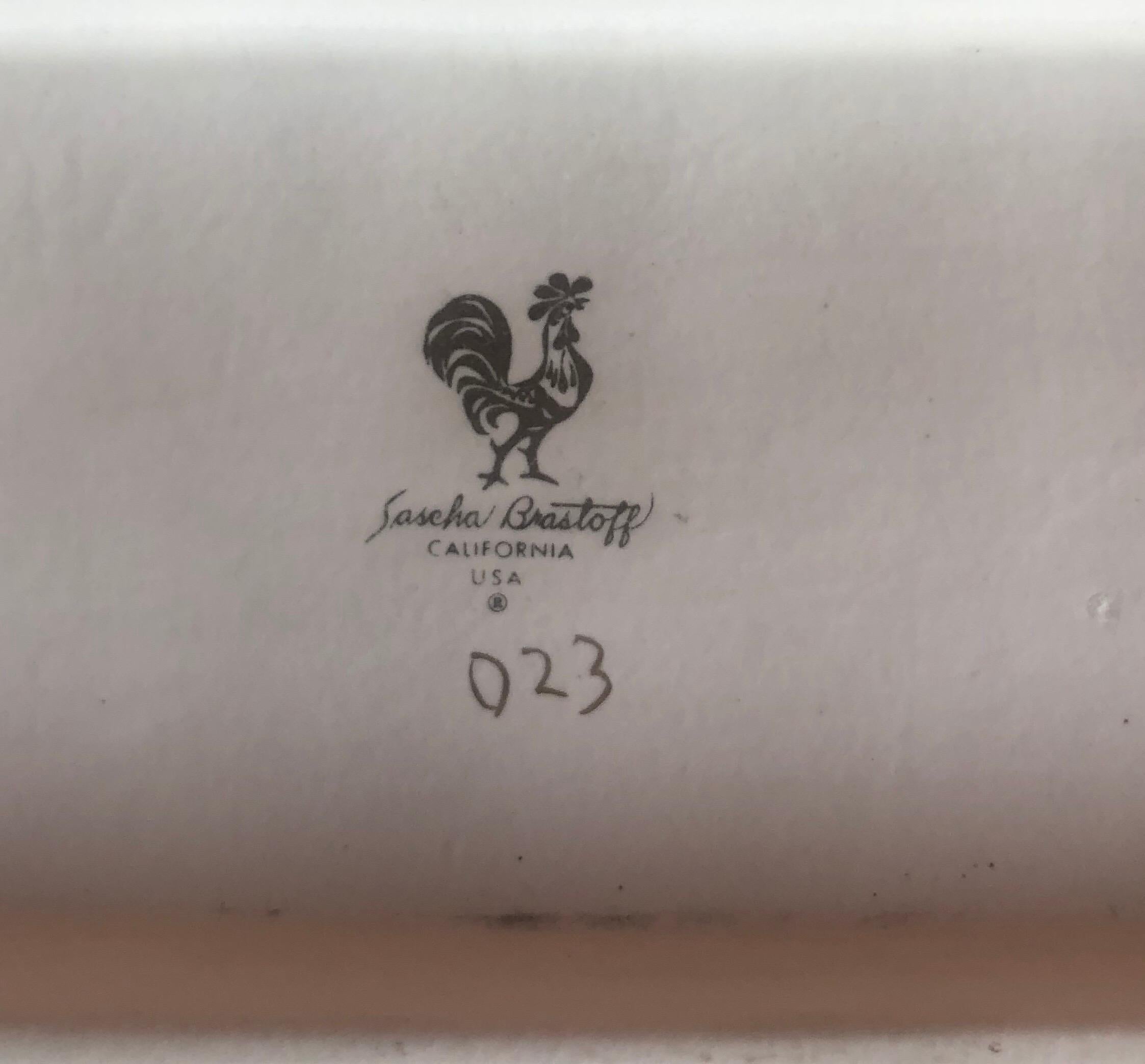 Deckeldose aus kalifornischer Keramik aus der Jahrhundertmitte von Sascha Brastoff im Angebot 4