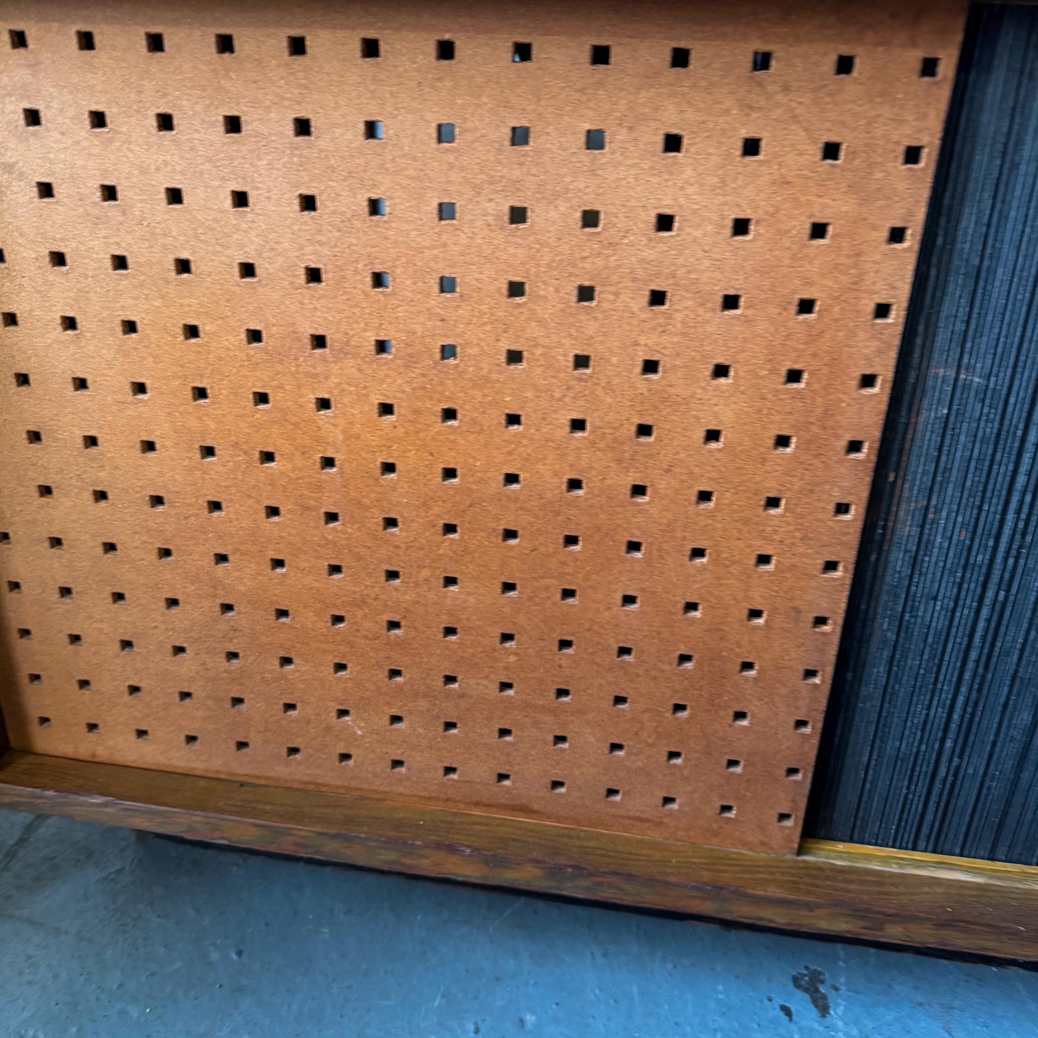 Grupo de muebles unitarios californianos de mediados de siglo en venta 7