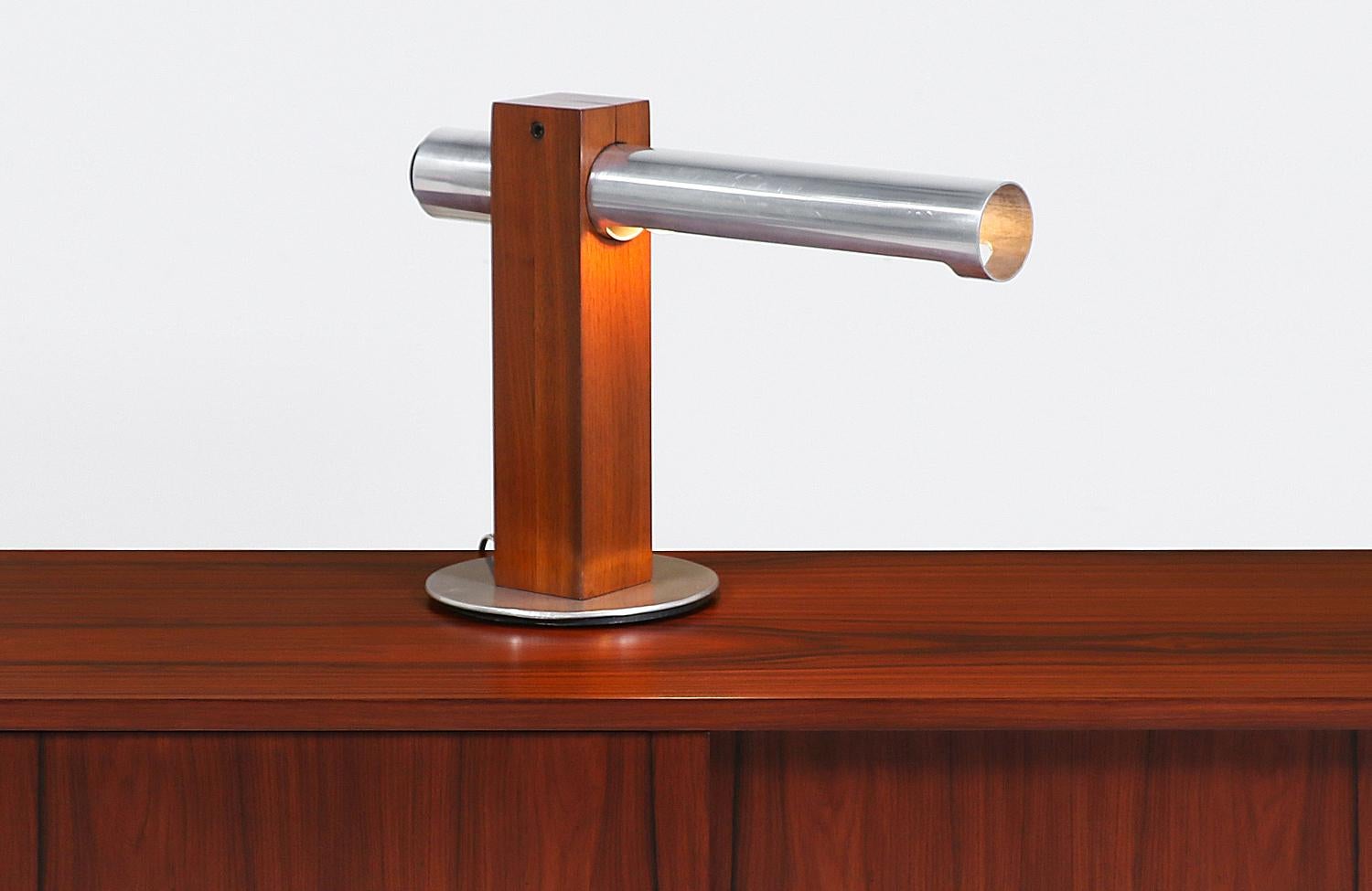 Midcentury Californian modern desk lamp by Robert Long.
