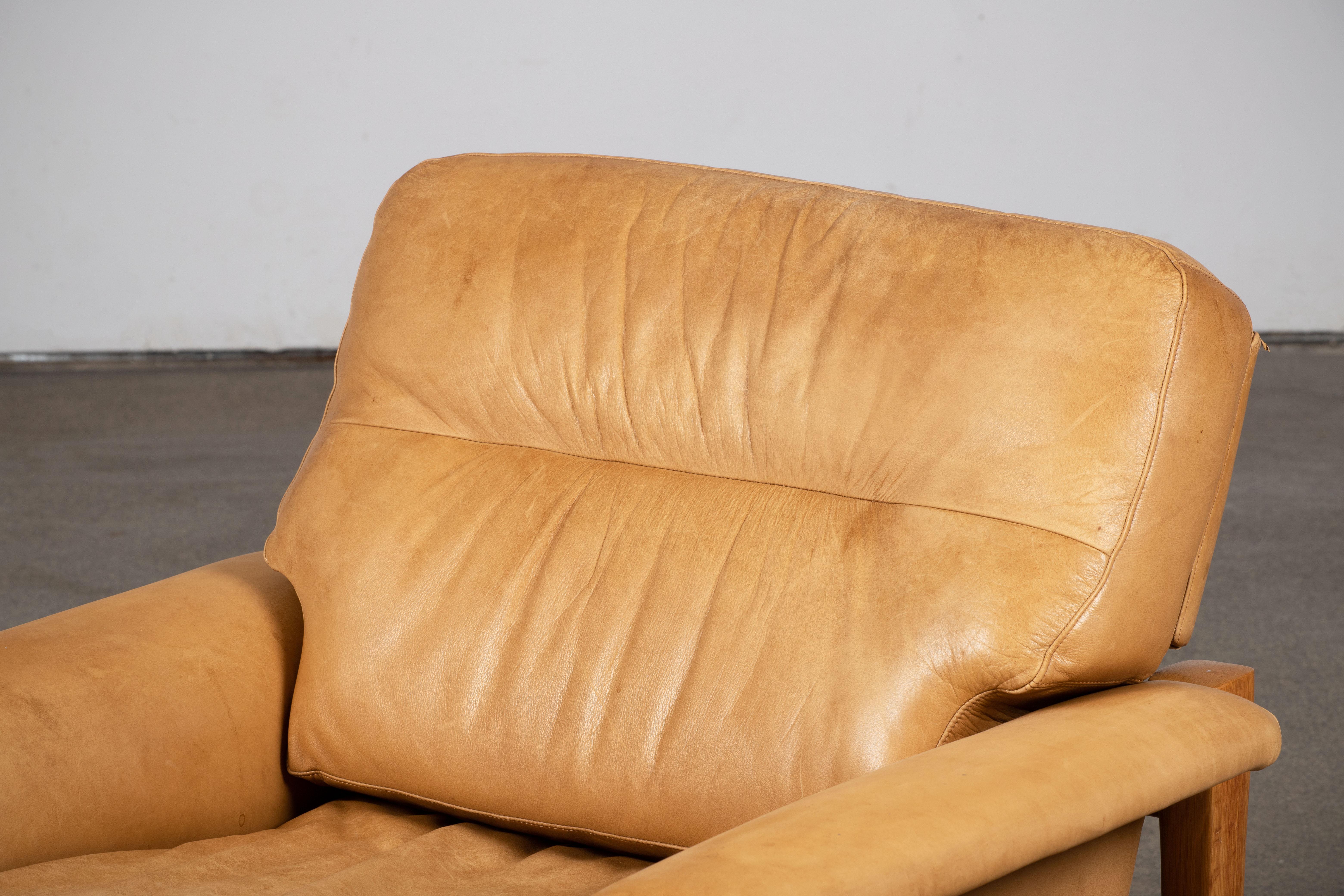 Mid-Century Camel Leather Armchair in Style of Pierre Chapo, 1960 For Sale 1