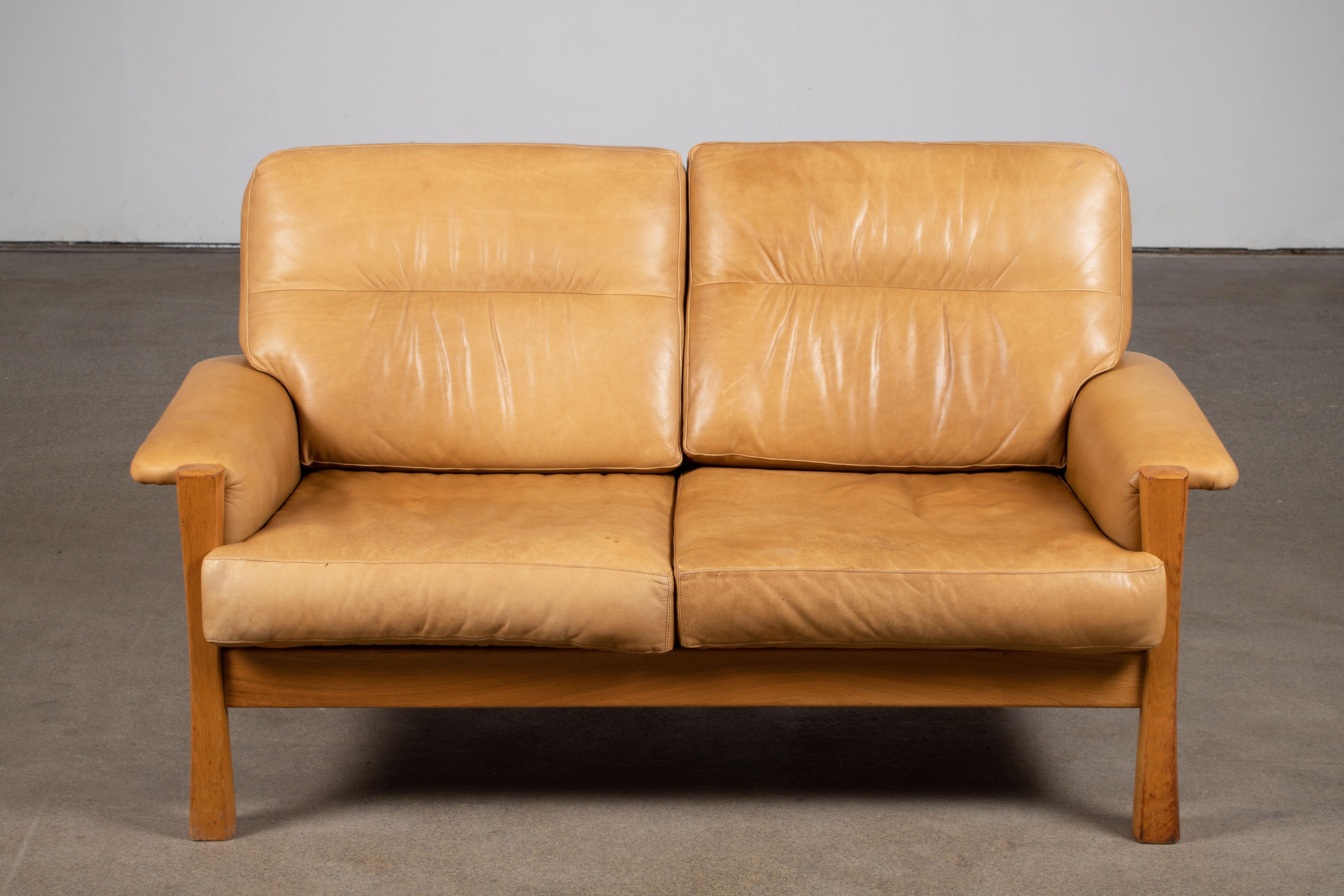 Mid-Century Modern Mid-Century Camel Leather Sofa in Style of Pierre Chapo, 1960 For Sale