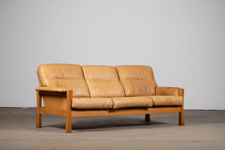 Mid-Century Camel Leather Sofa in Style of Pierre Chapo, 1960 For Sale at  1stDibs