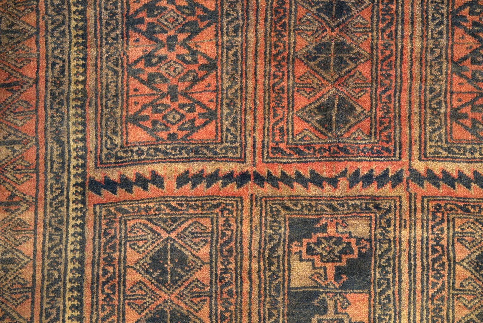 Mitte des Jahrhunderts Kamel Wolle Stammes-Baluchi Vintage Semi Antik  (20. Jahrhundert) im Angebot