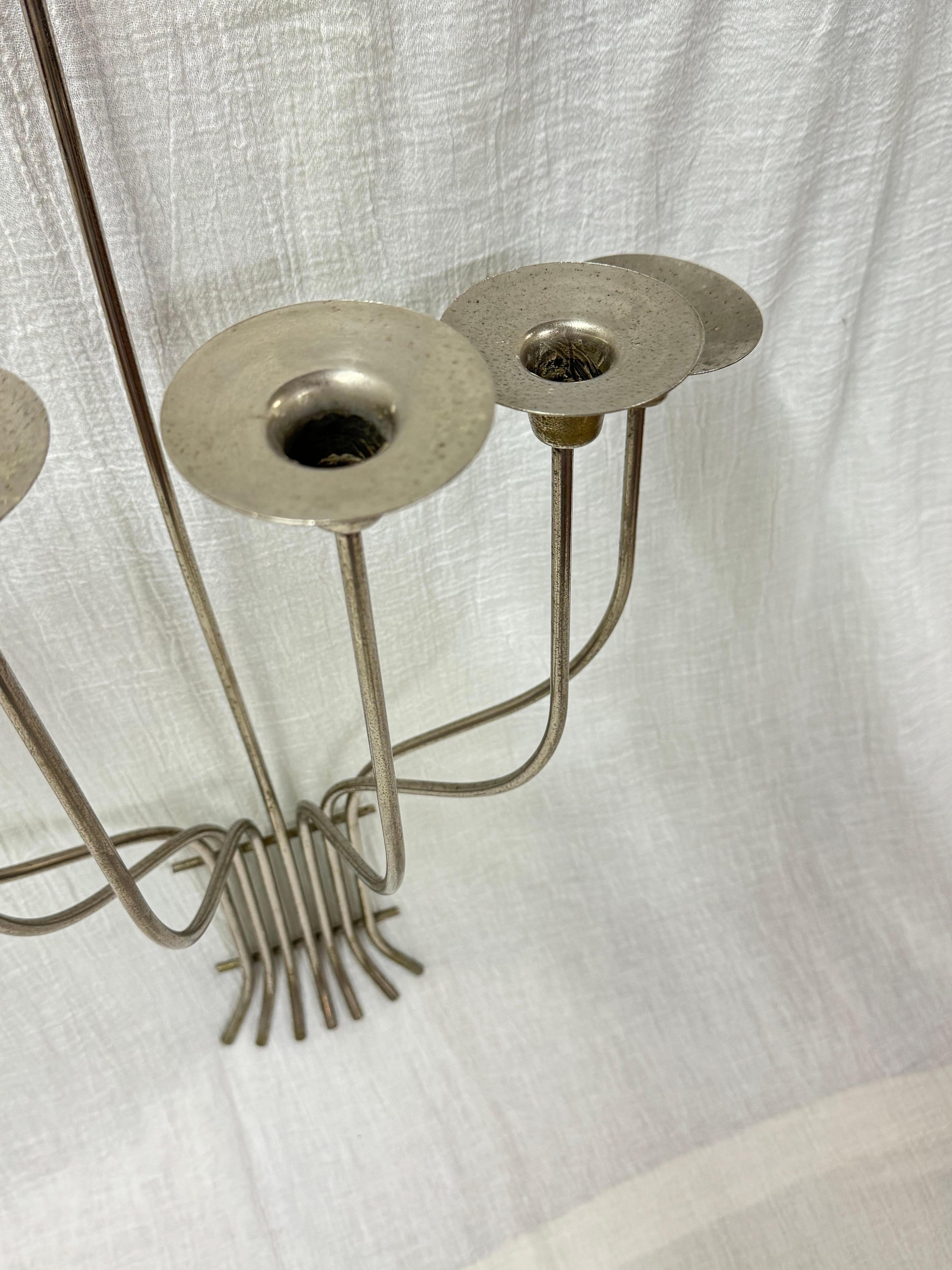 Candelabro de mediados de siglo al estilo de Tommi Parzinger en venta 6