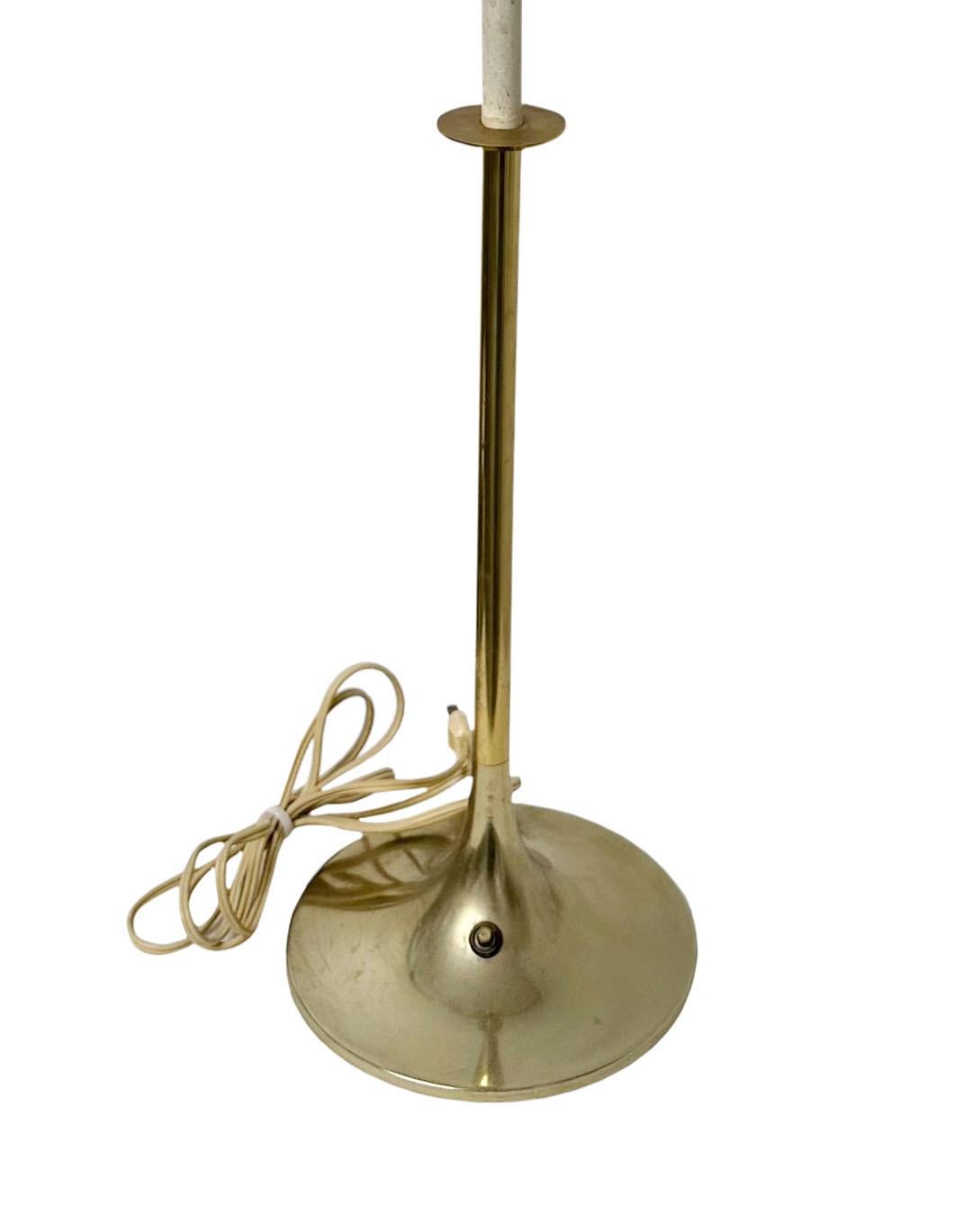 Mid Century Kerzenständer Lampe (amerikanisch) im Angebot