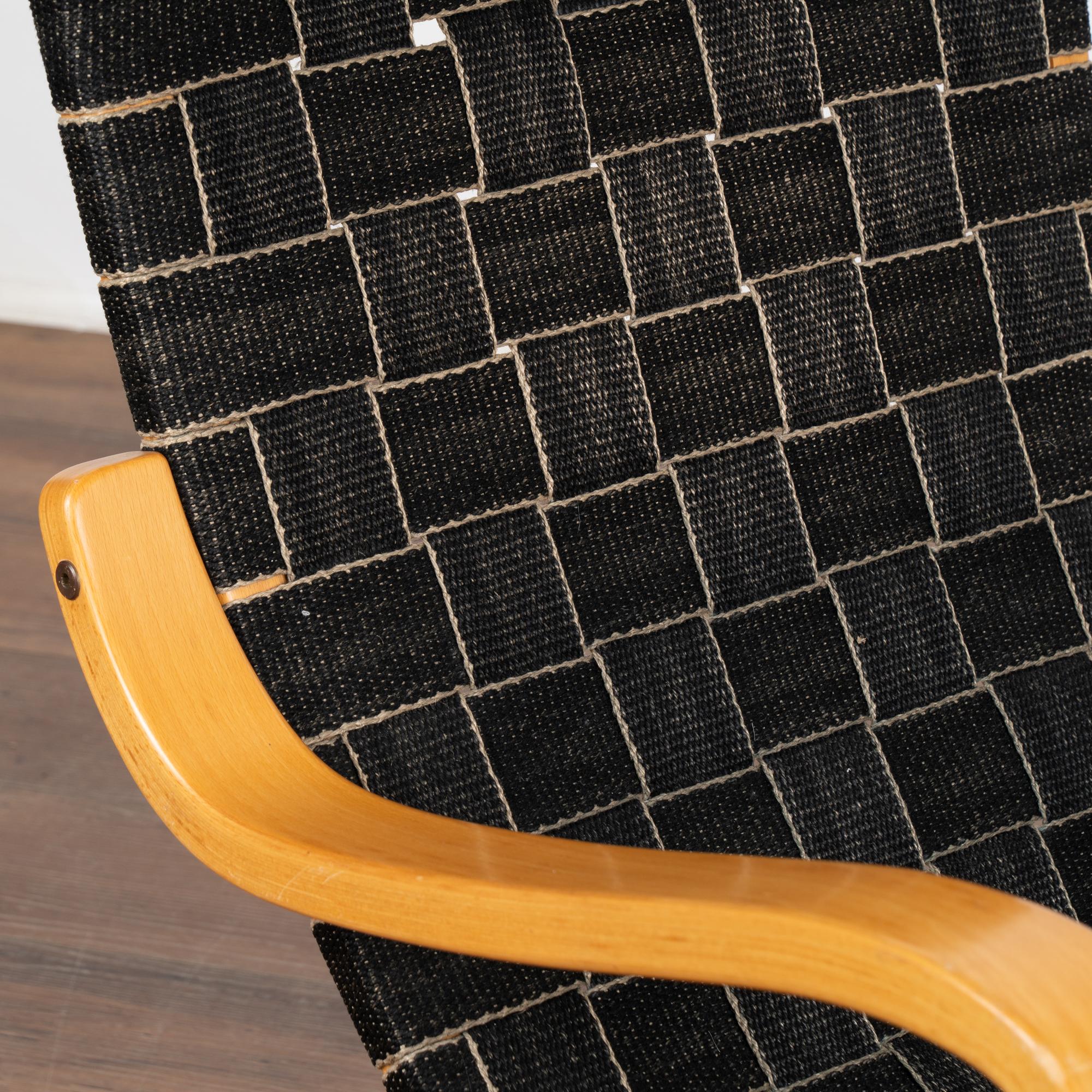 Mid Century Cantilever Lounge Arm Chairs With Black Webbing, Denmark circa 1970 1