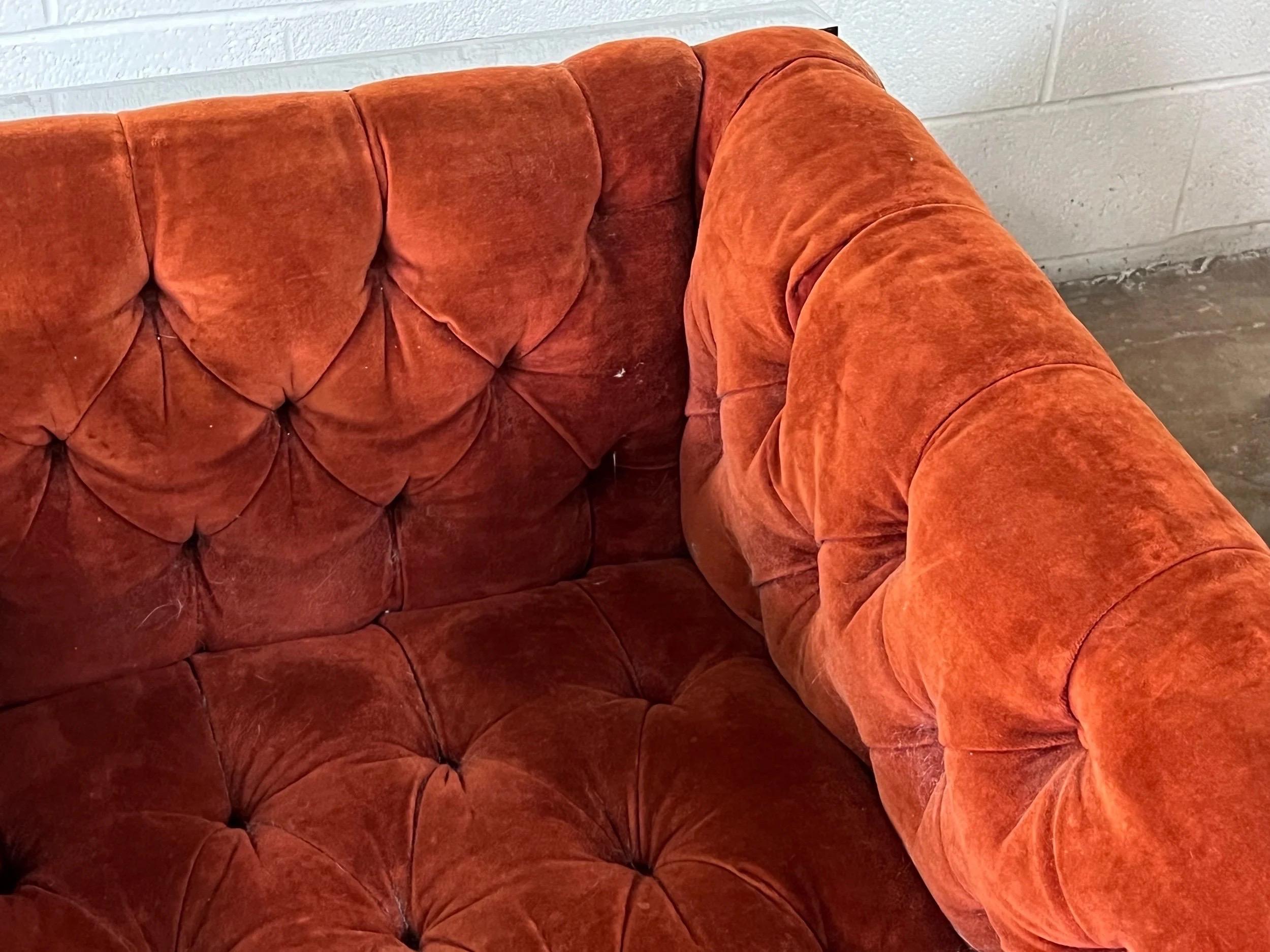 Paire de chaises longues en porte-à-faux du milieu du siècle dans le style de Milo Baughman en vente 1