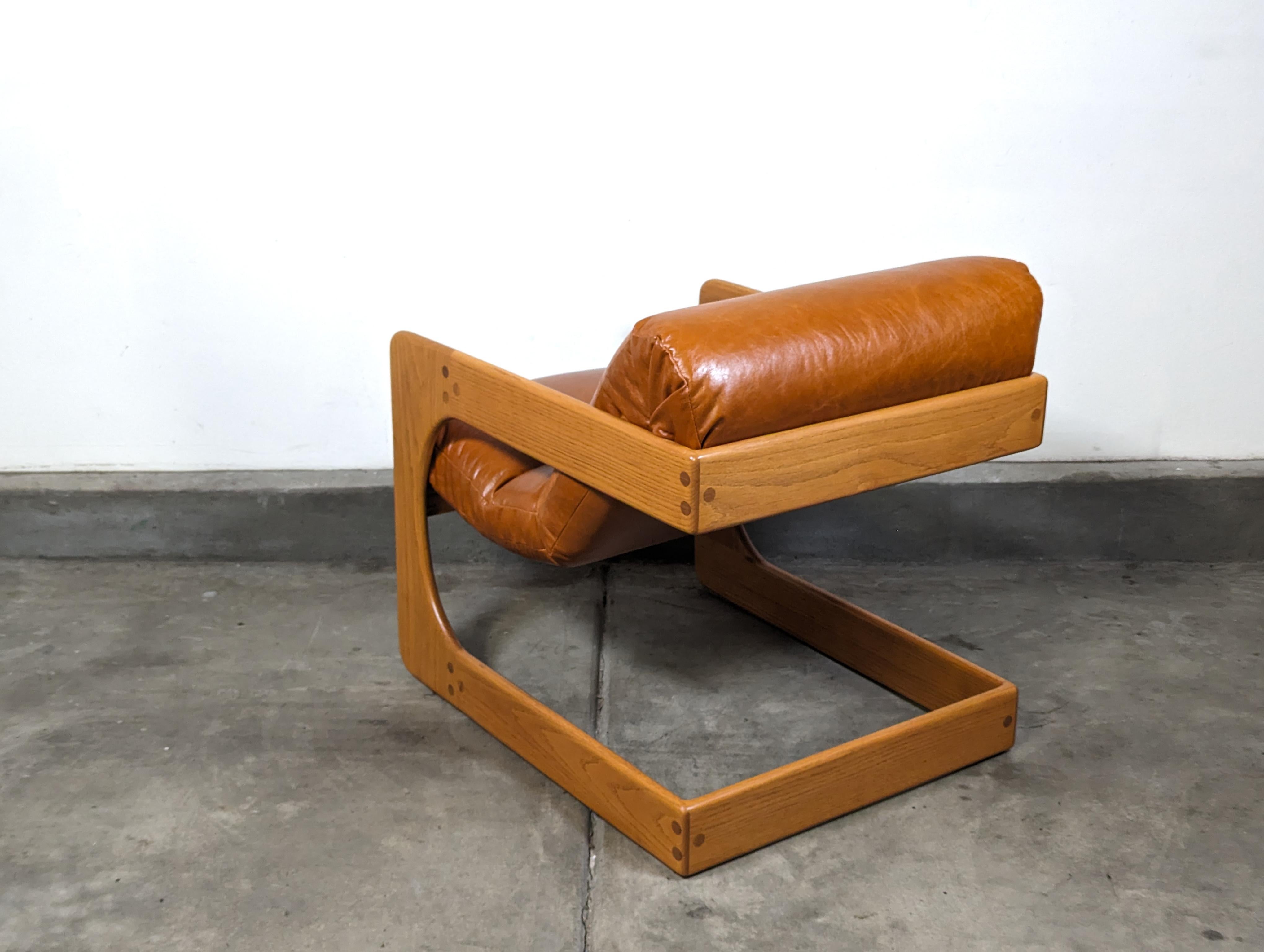 Mid Century Cantilevered Lounge Chair by Lou Hodges, Cognac Leather, 1970s 4